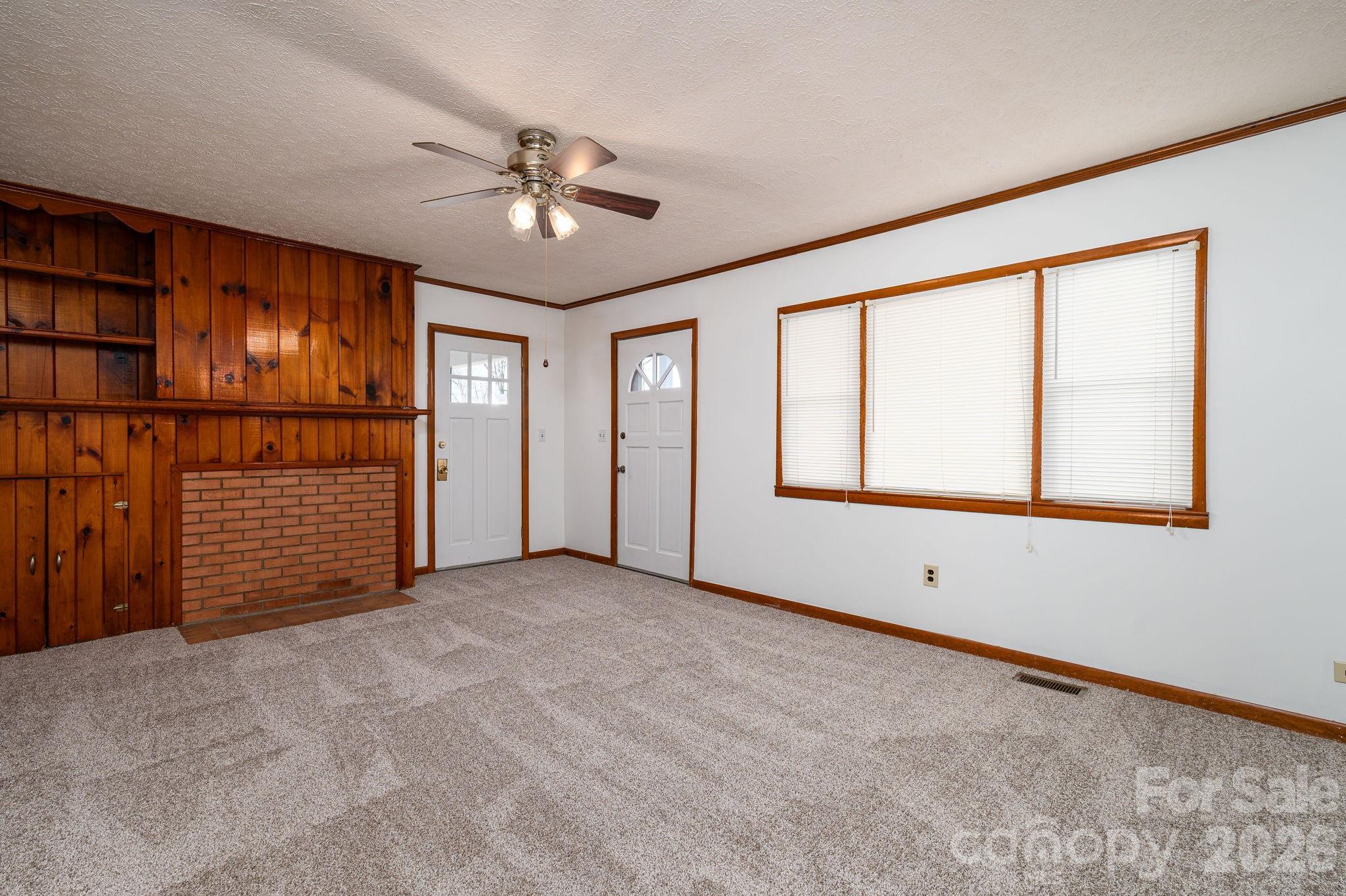 1203 W Gold Street Extension — Kings Mountain