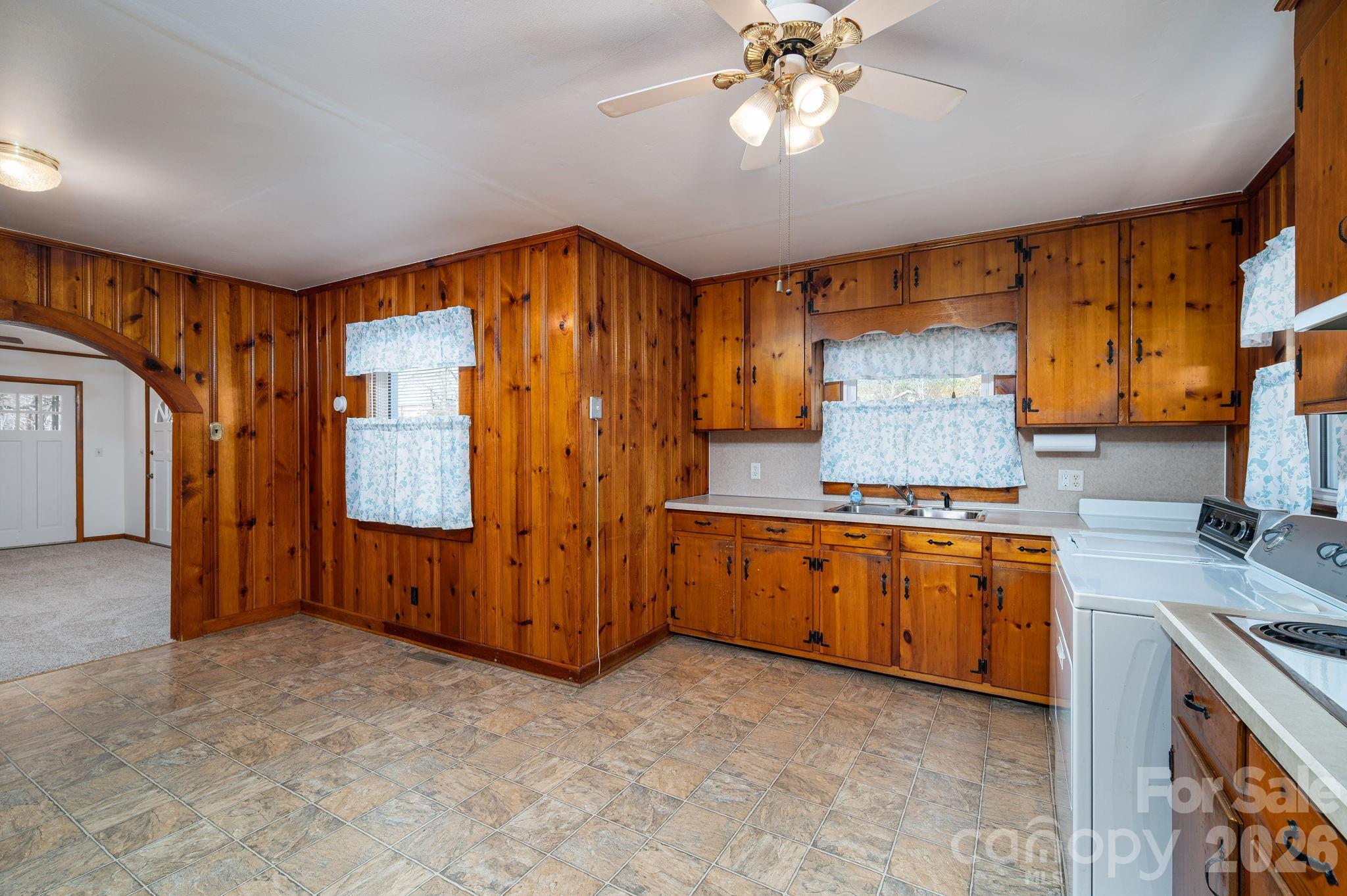 1203 W Gold Street Extension — Kings Mountain