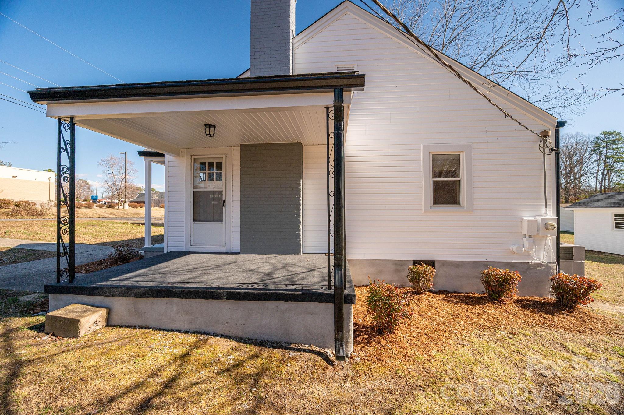1203 W Gold Street Extension — Kings Mountain