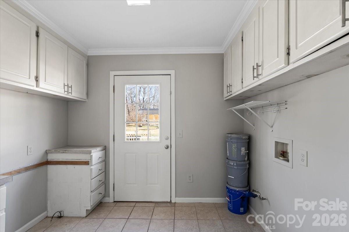 309 catawba Circle — Matthews