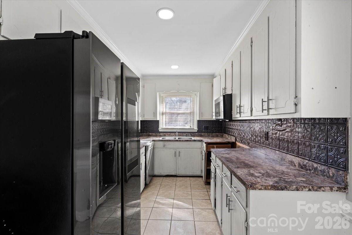 309 catawba Circle — Matthews