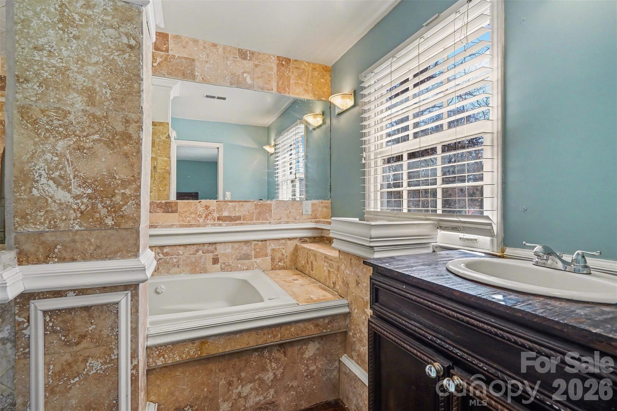7144 CHAPPARALL Lane — Charlotte