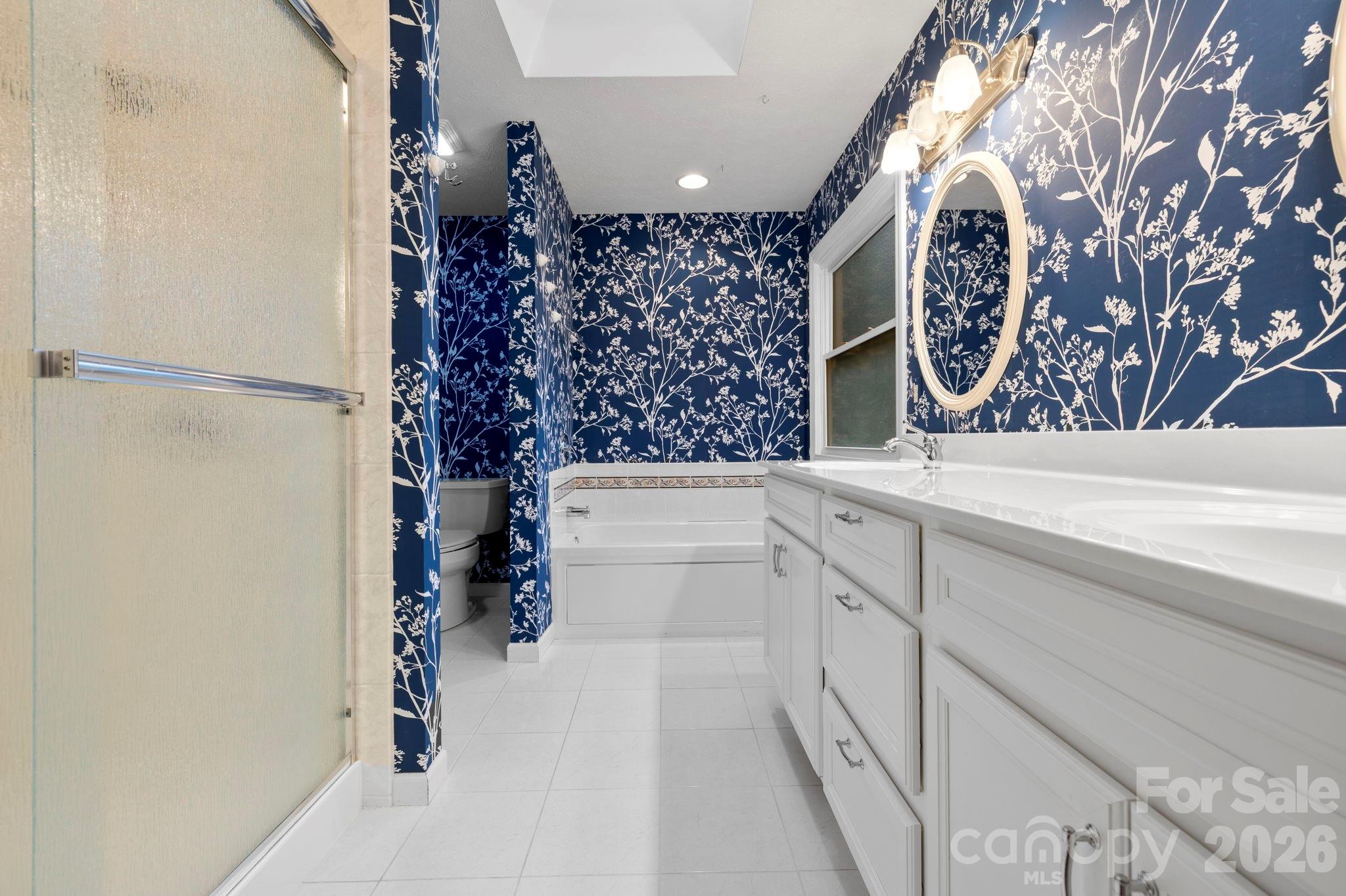 242 Carriage Summitt Way — Hendersonville