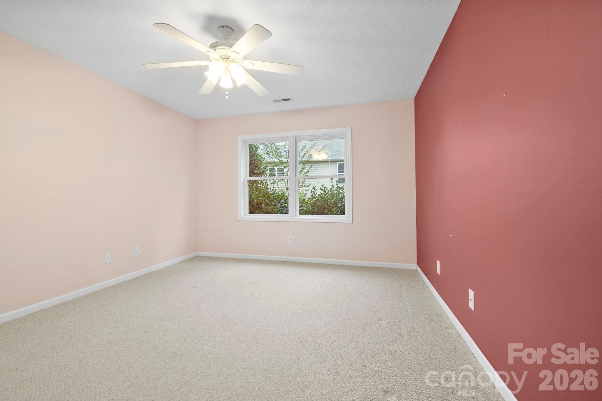 242 Carriage Summitt Way — Hendersonville