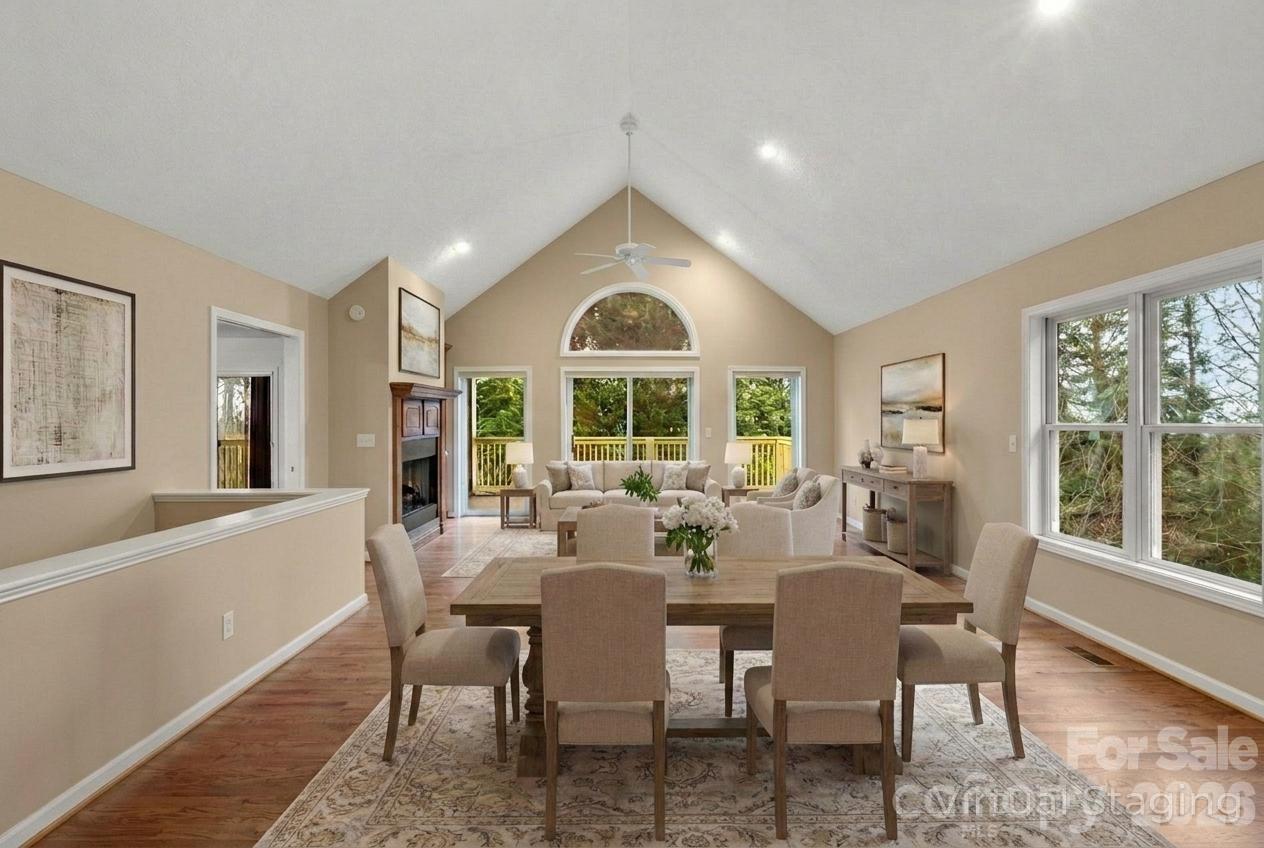 242 Carriage Summitt Way — Hendersonville