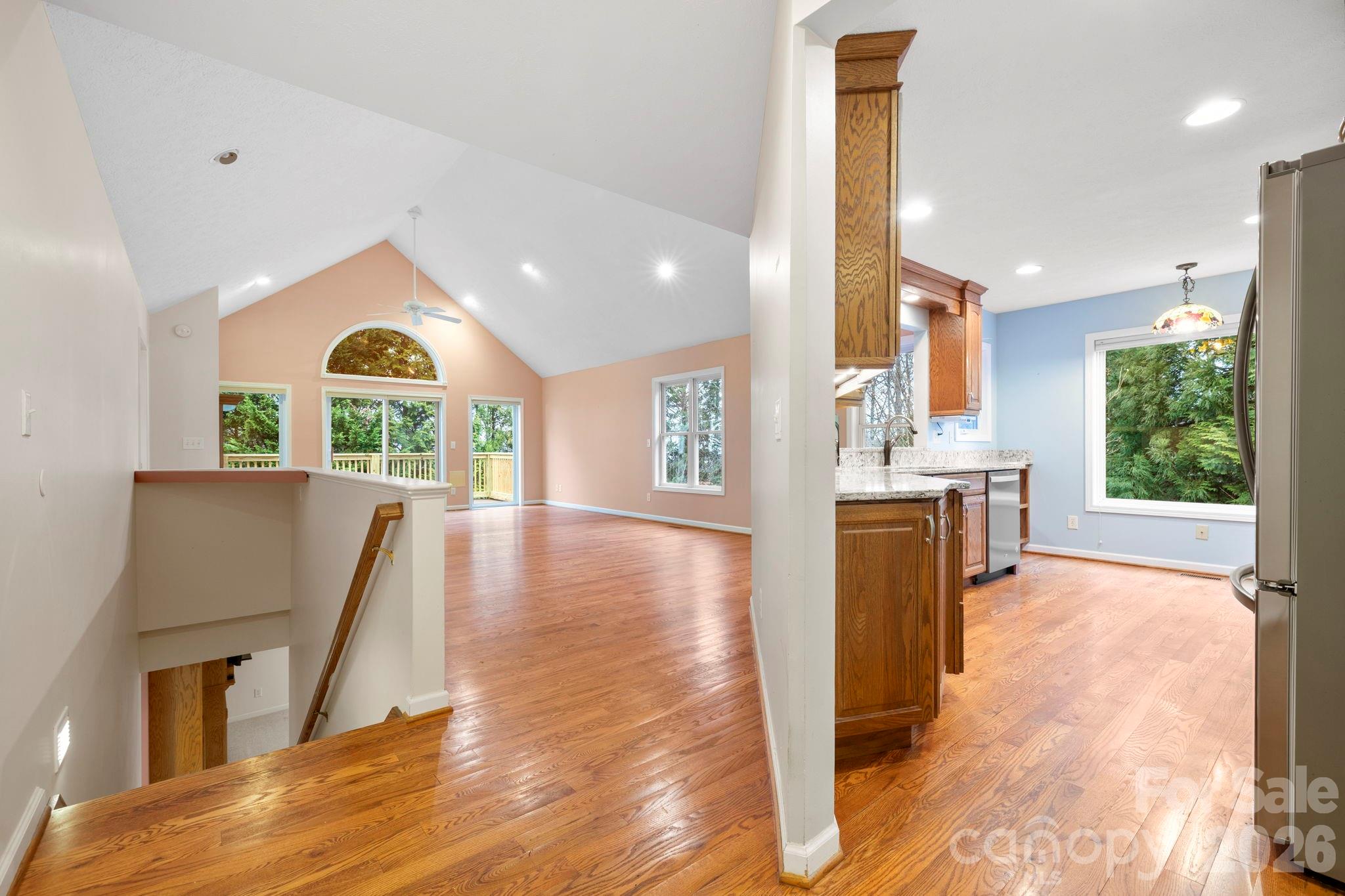 242 Carriage Summitt Way — Hendersonville