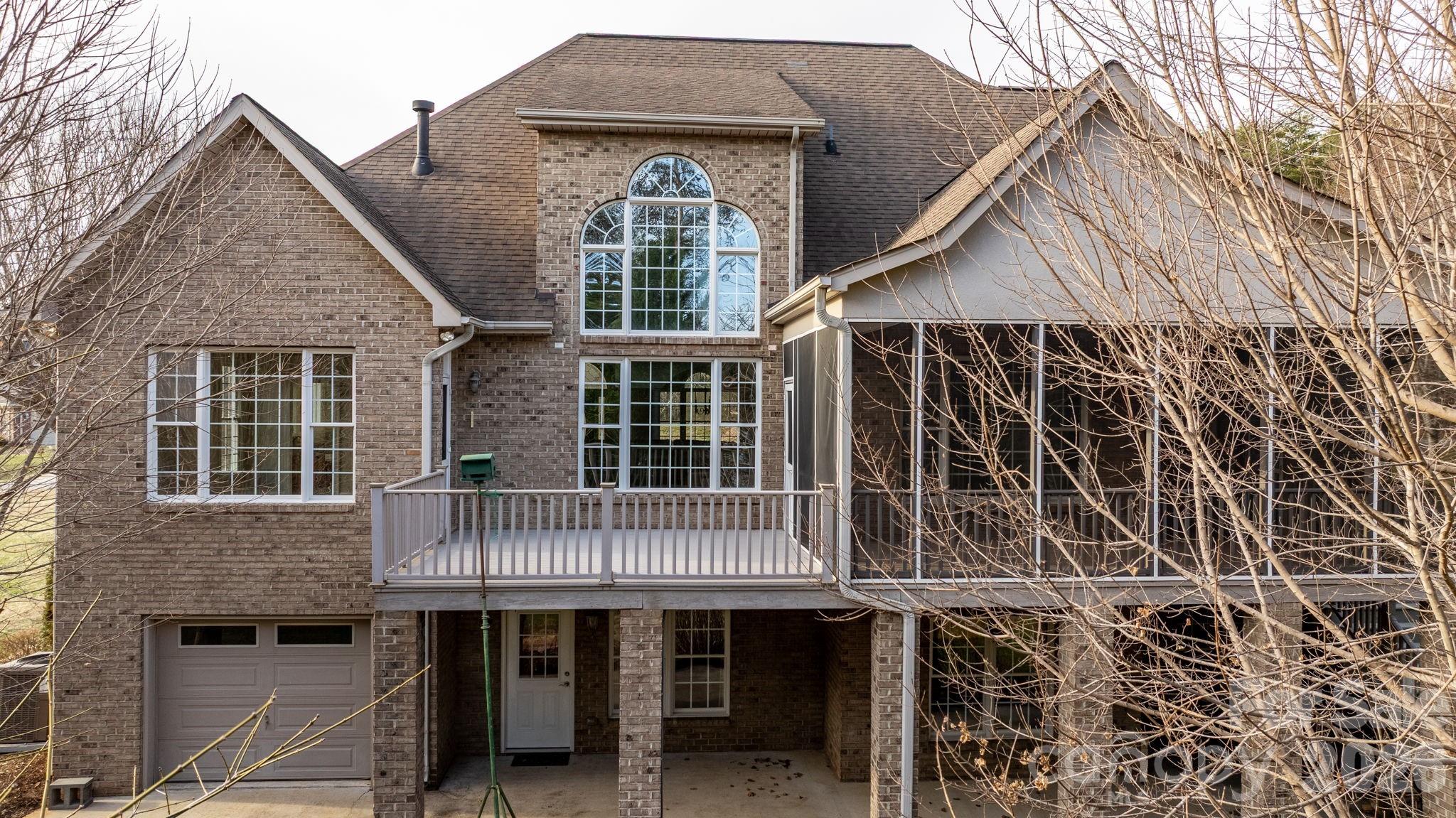 2301 Willow Creek Drive — Newton