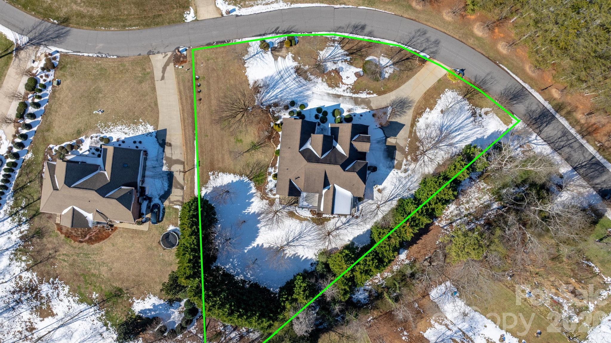 2301 Willow Creek Drive — Newton