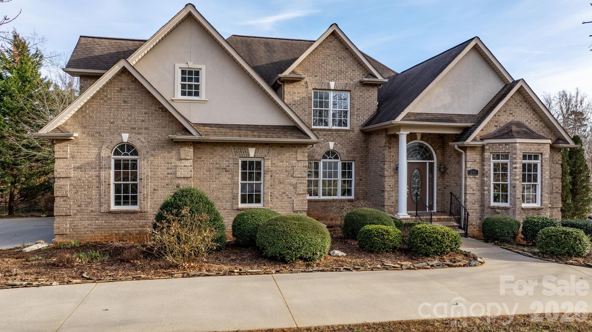2301 Willow Creek Drive — Newton