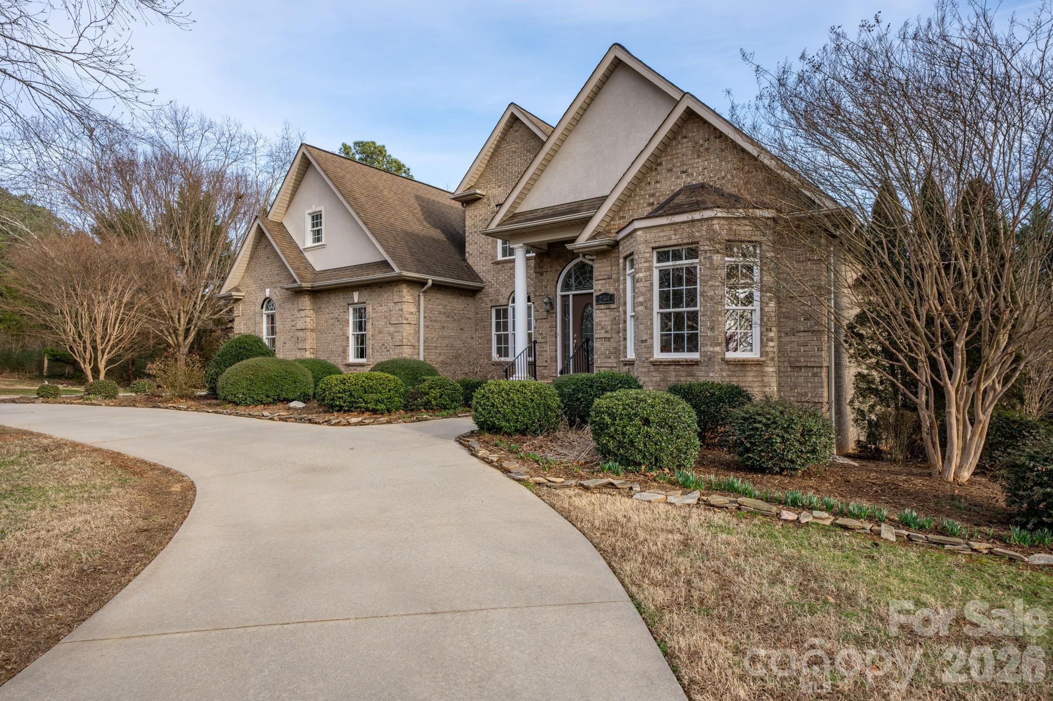 2301 Willow Creek Drive — Newton
