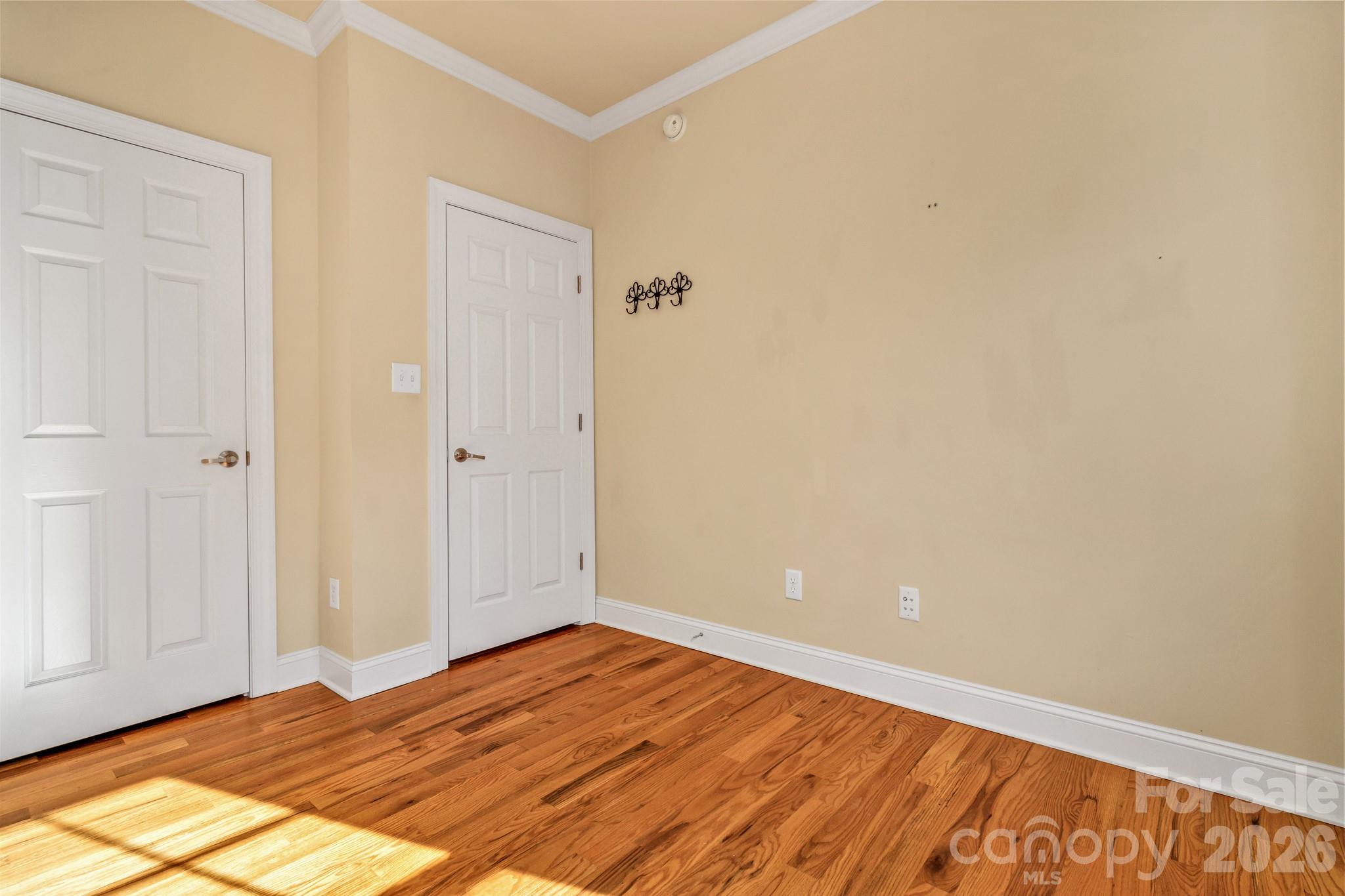 387 Goodview Drive — Hendersonville