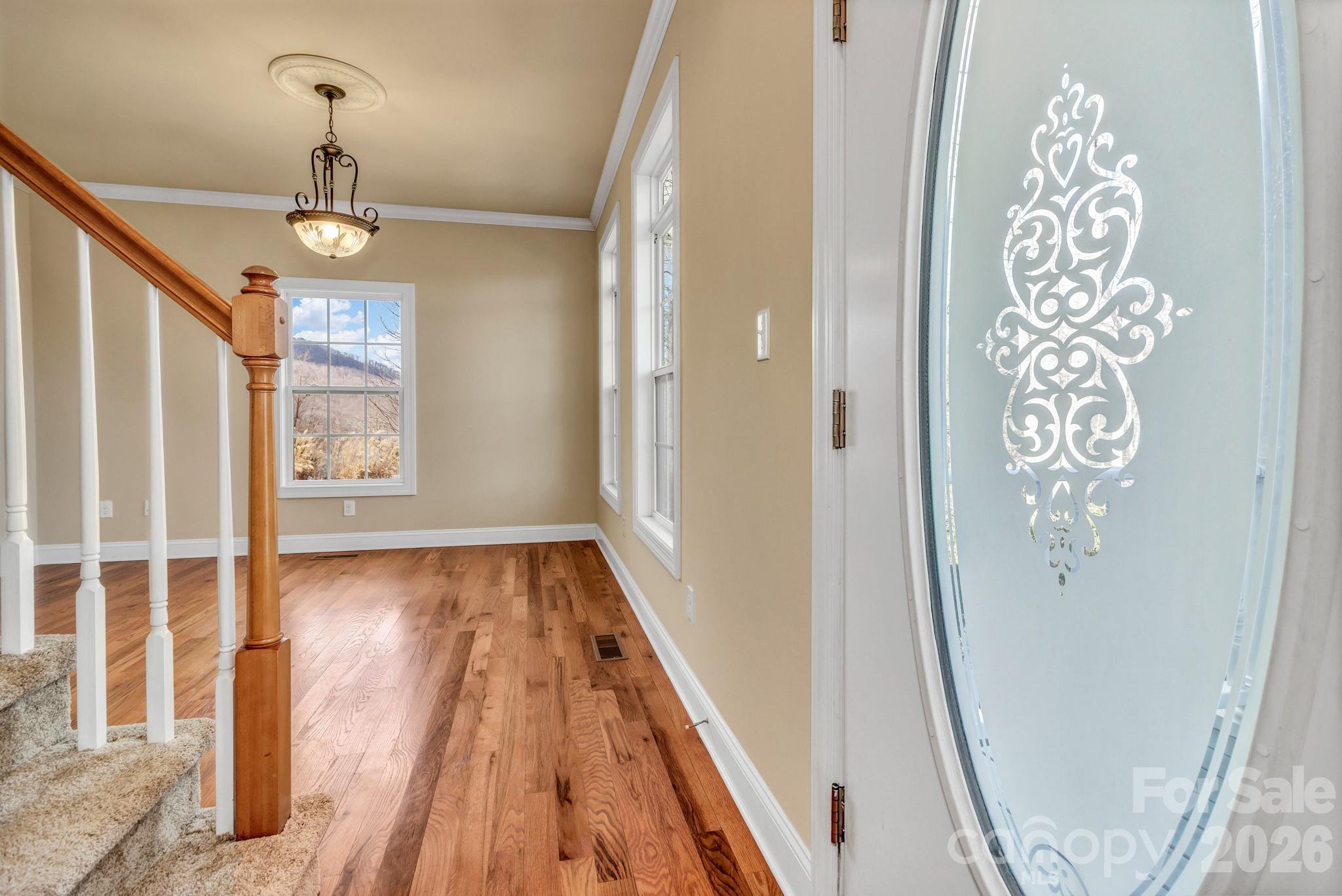 387 Goodview Drive — Hendersonville