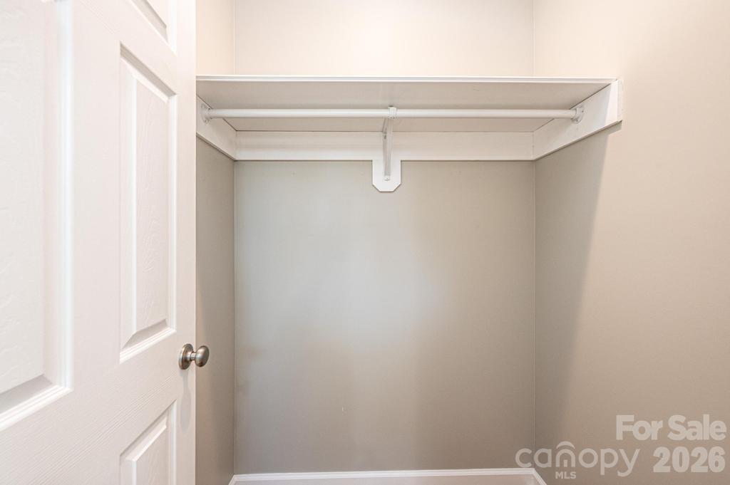 1314 39th Street Circle SW — Hickory