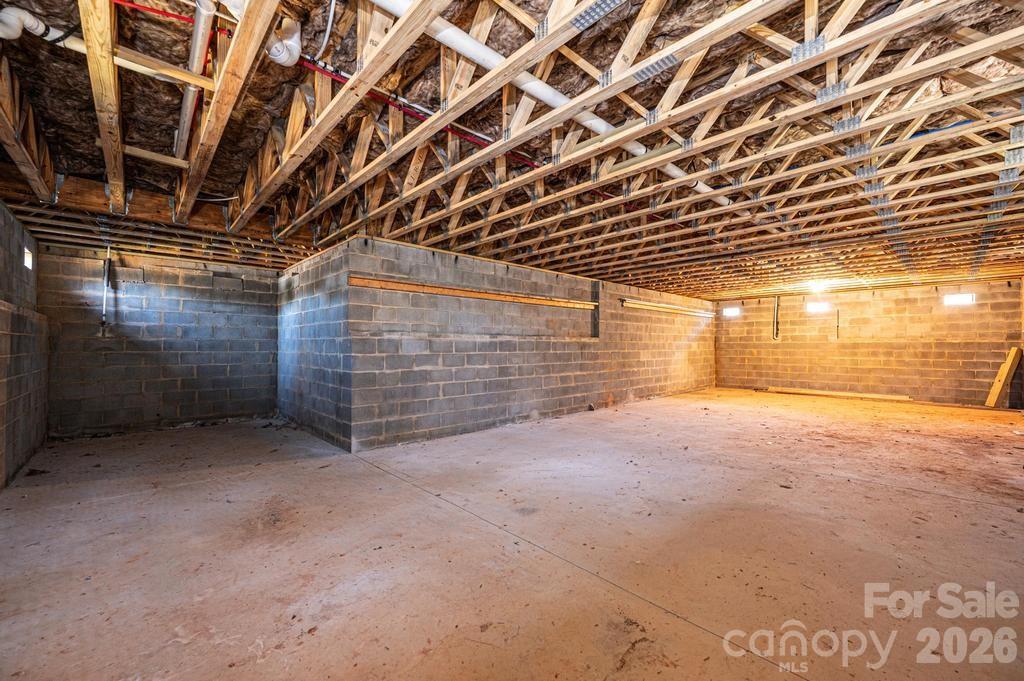 1314 39th Street Circle SW — Hickory