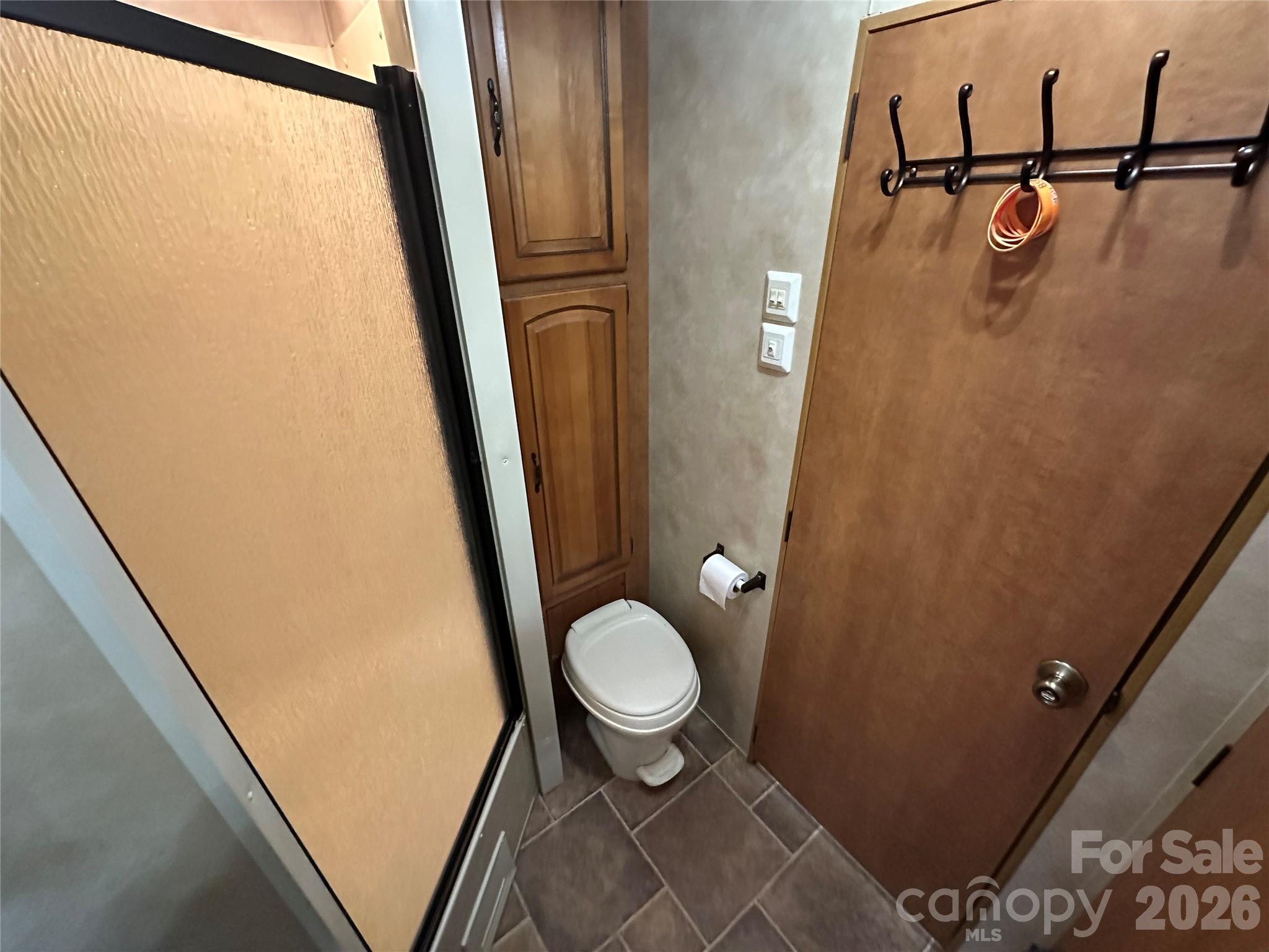 121 Sparrow Lane — New London