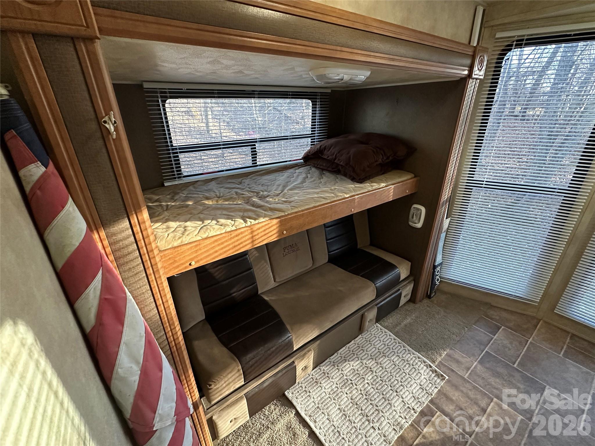 121 Sparrow Lane — New London