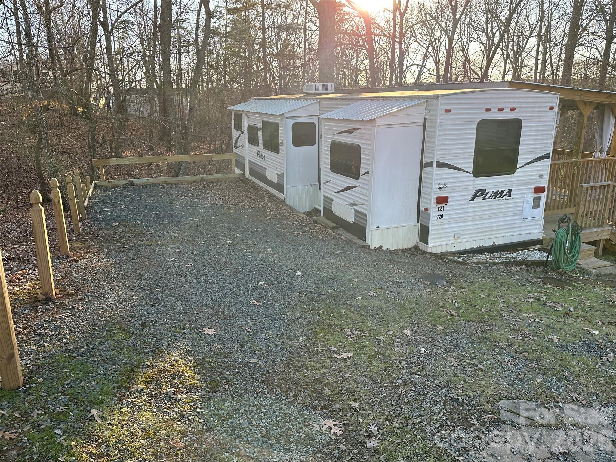 121 Sparrow Lane — New London