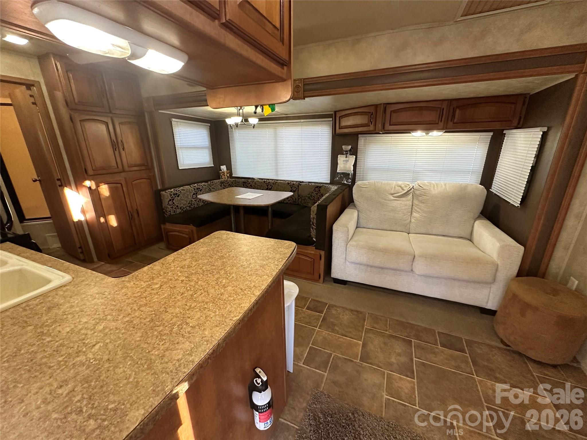 121 Sparrow Lane — New London
