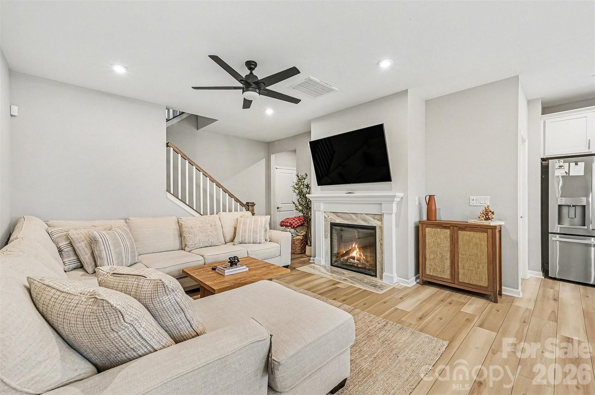 811 Redd Alley — Charlotte