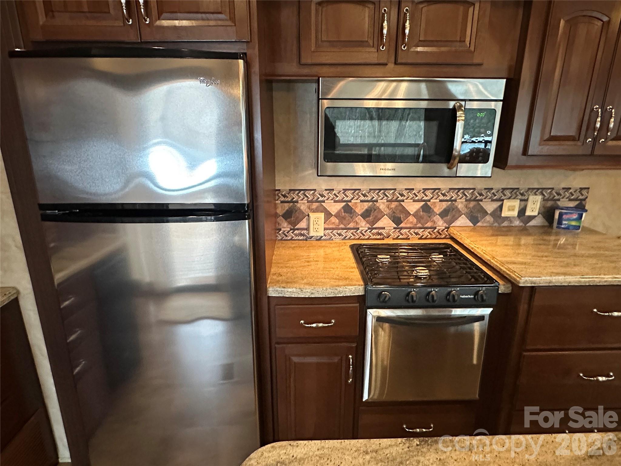 112 Sparrow Lane — New London
