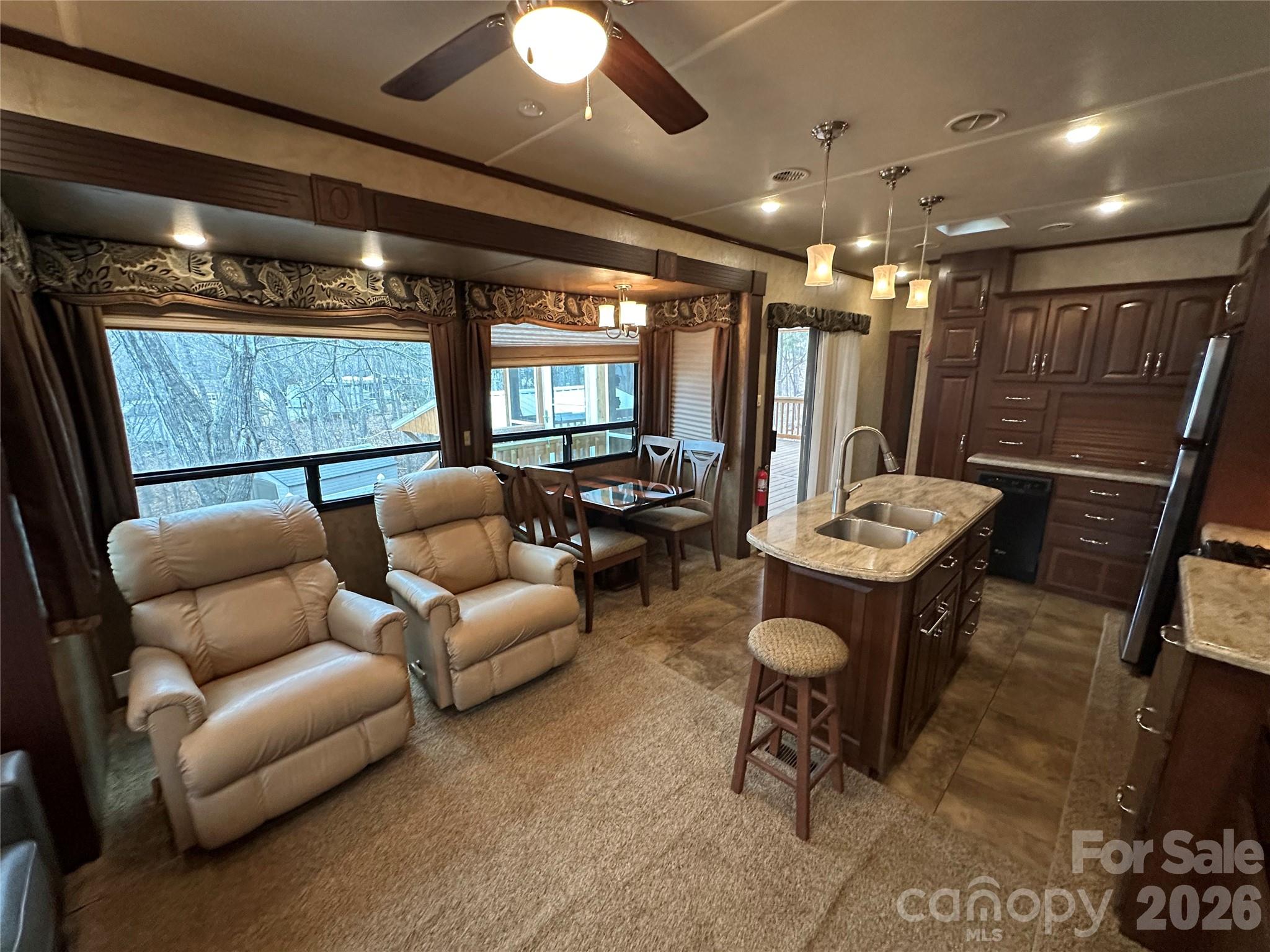 112 Sparrow Lane — New London
