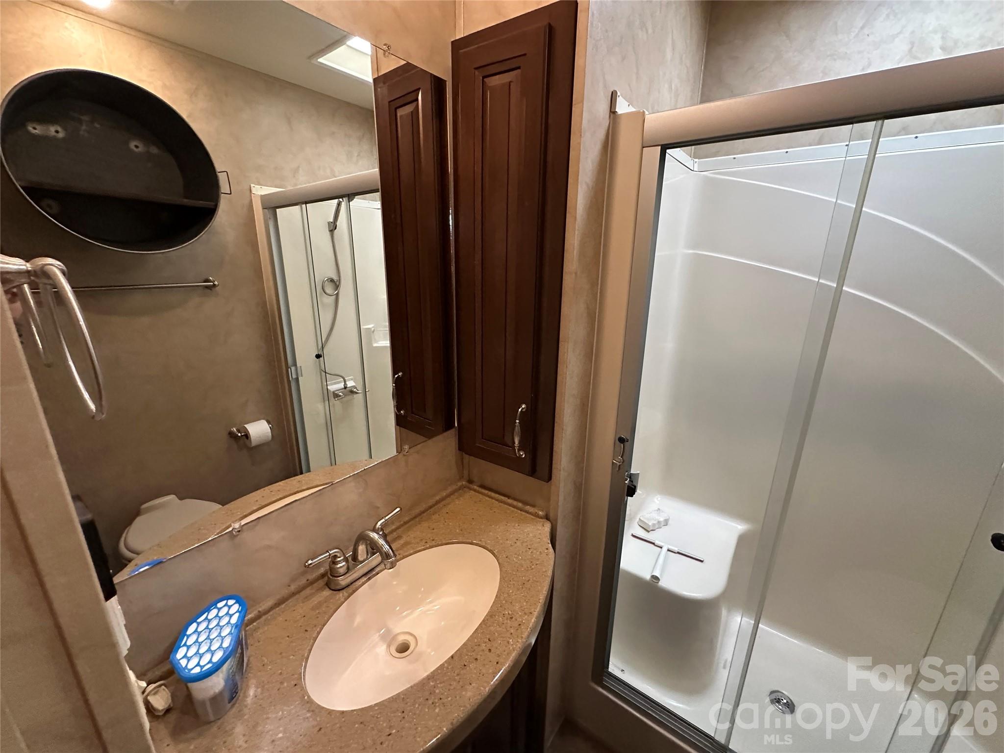 112 Sparrow Lane — New London