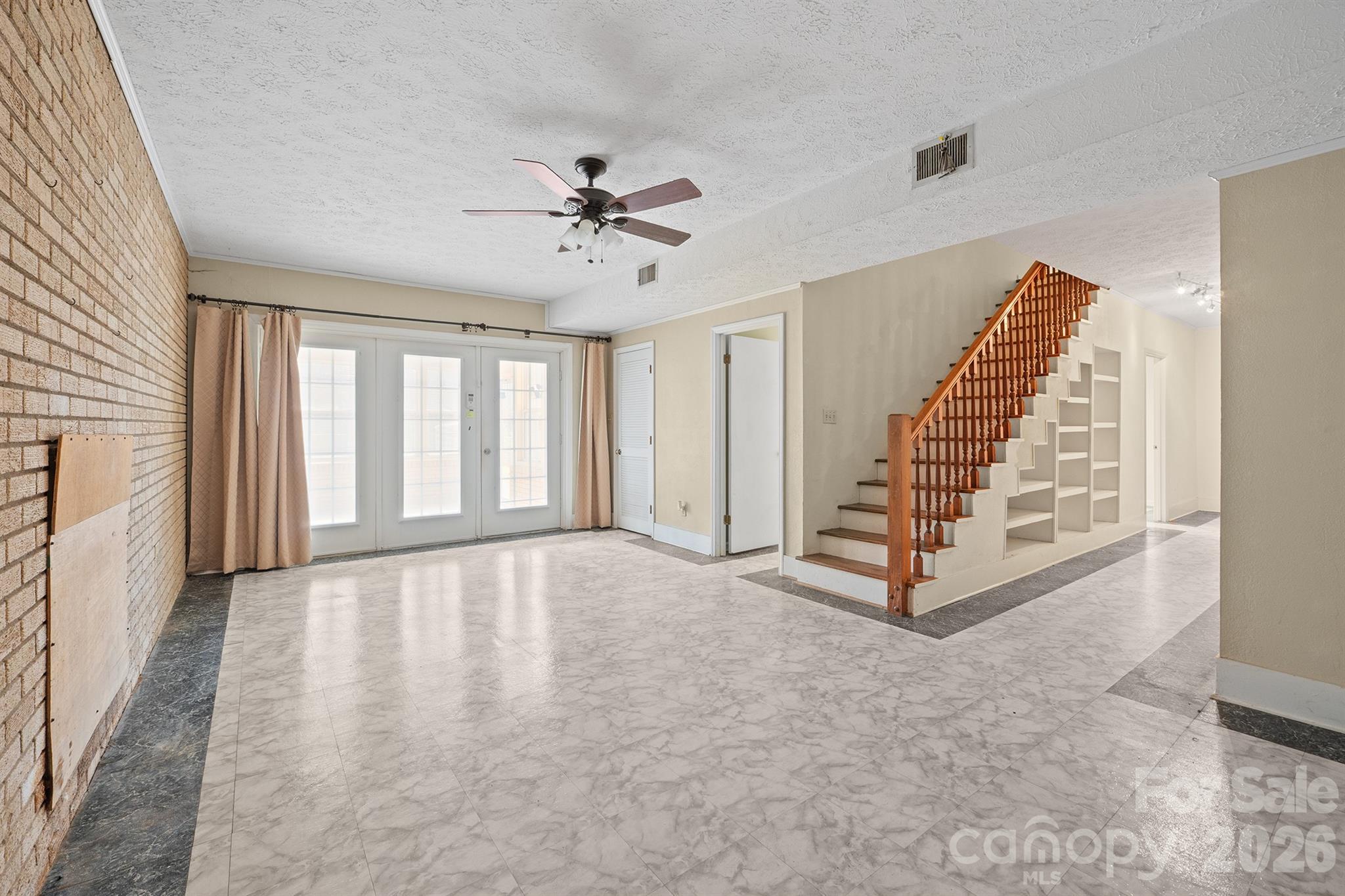2153 S Fork Drive — Morganton