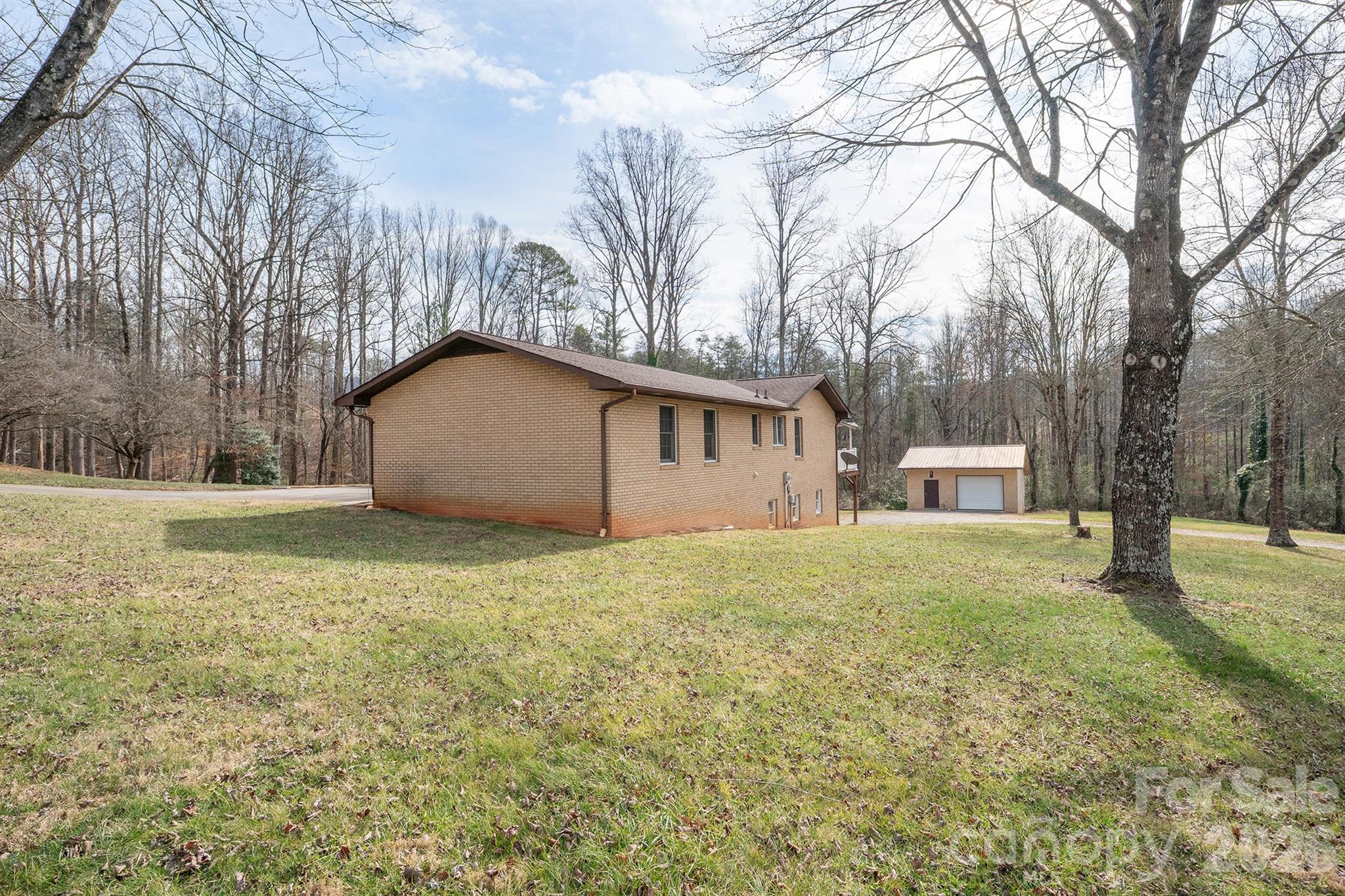 2153 S Fork Drive — Morganton