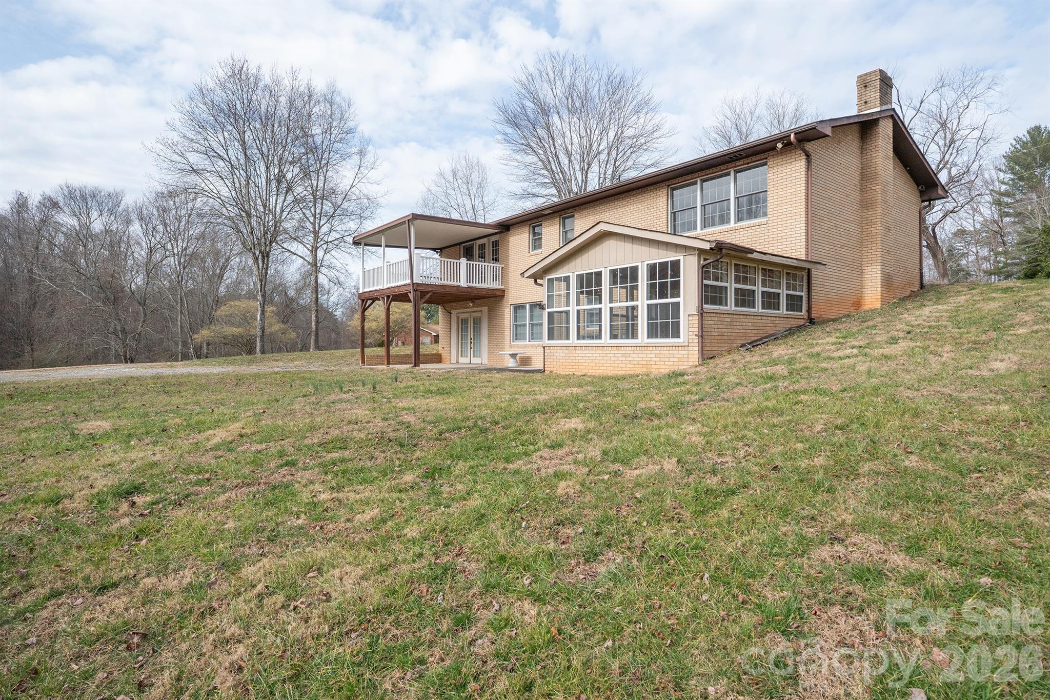 2153 S Fork Drive — Morganton