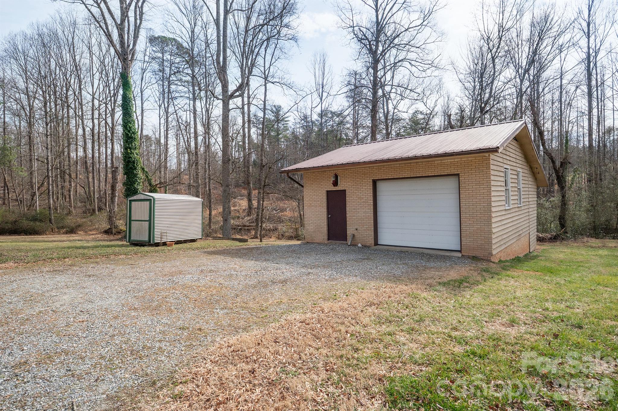 2153 S Fork Drive — Morganton