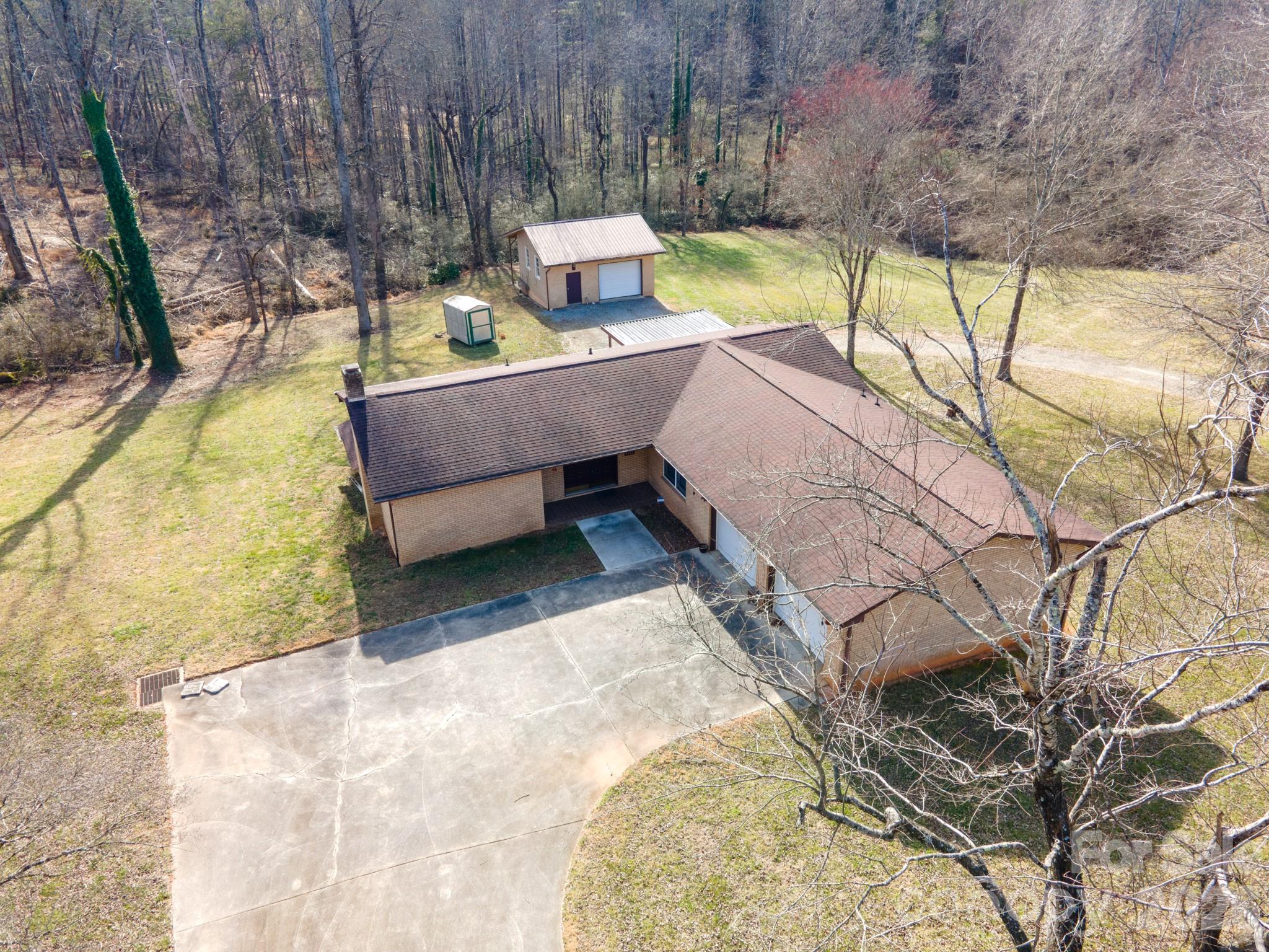 2153 S Fork Drive — Morganton