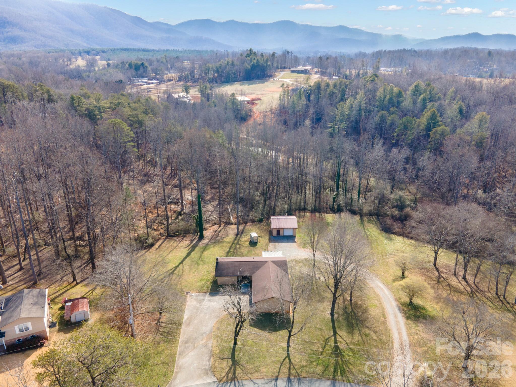2153 S Fork Drive — Morganton