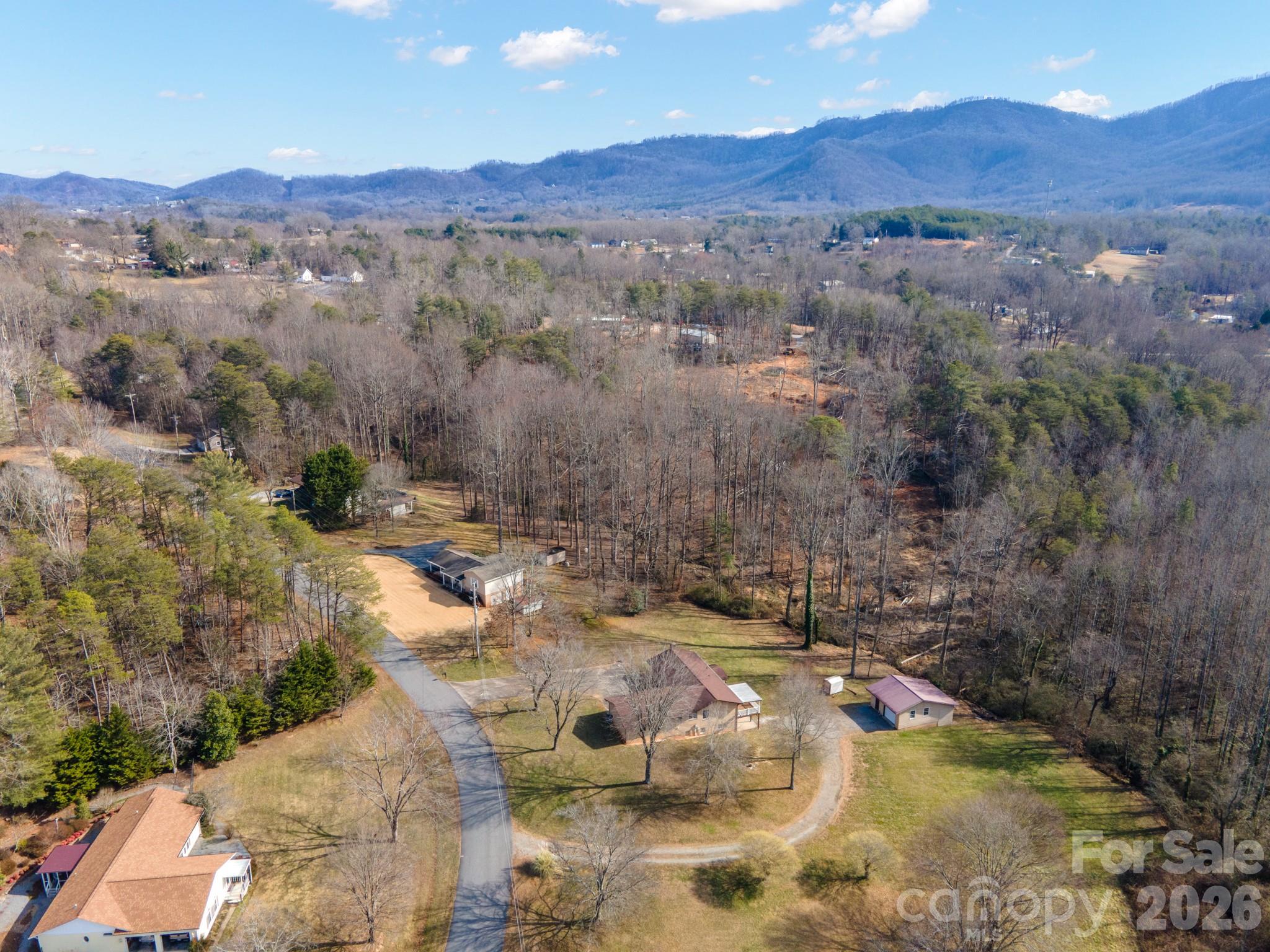 2153 S Fork Drive — Morganton