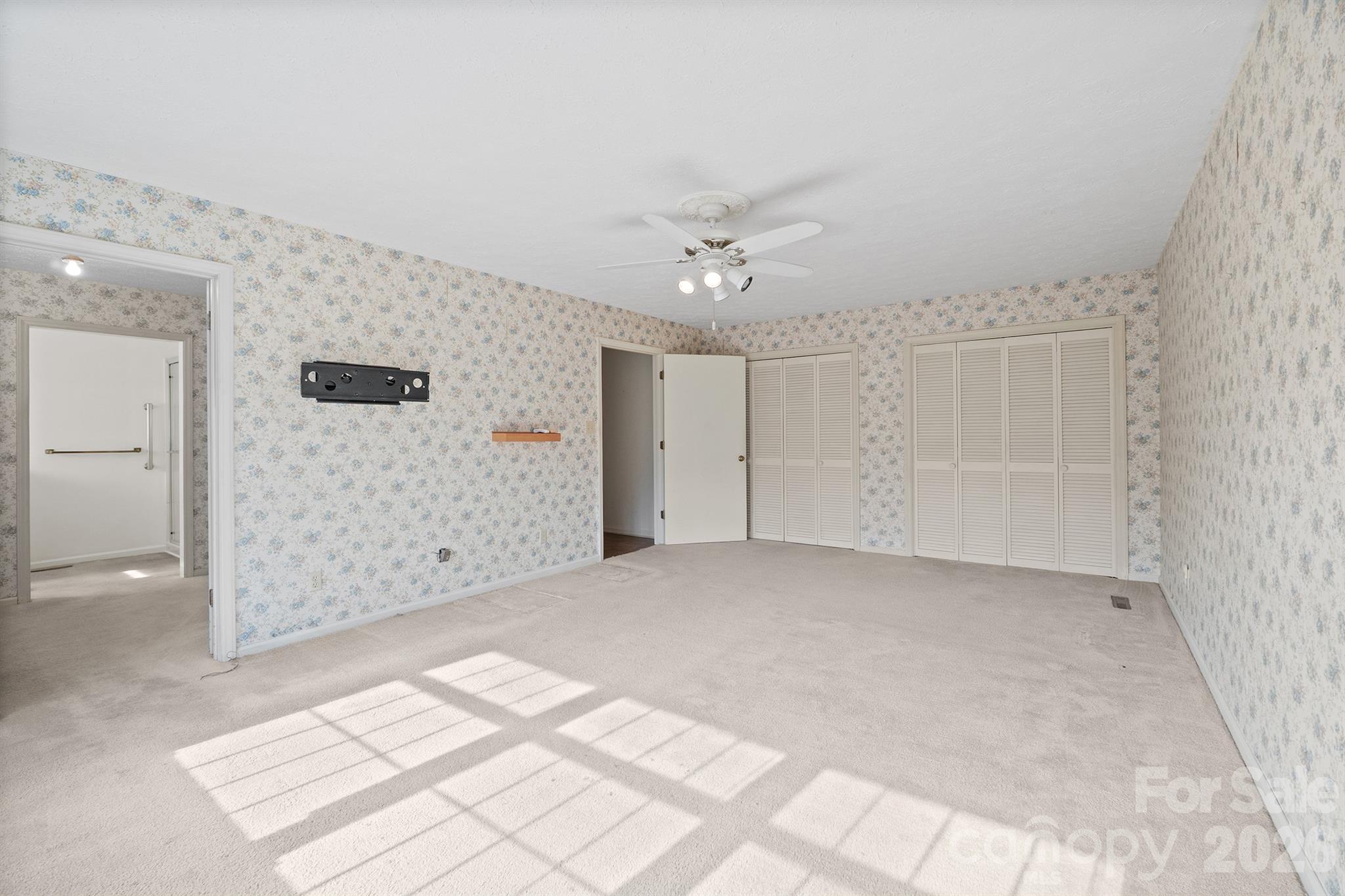 2153 S Fork Drive — Morganton