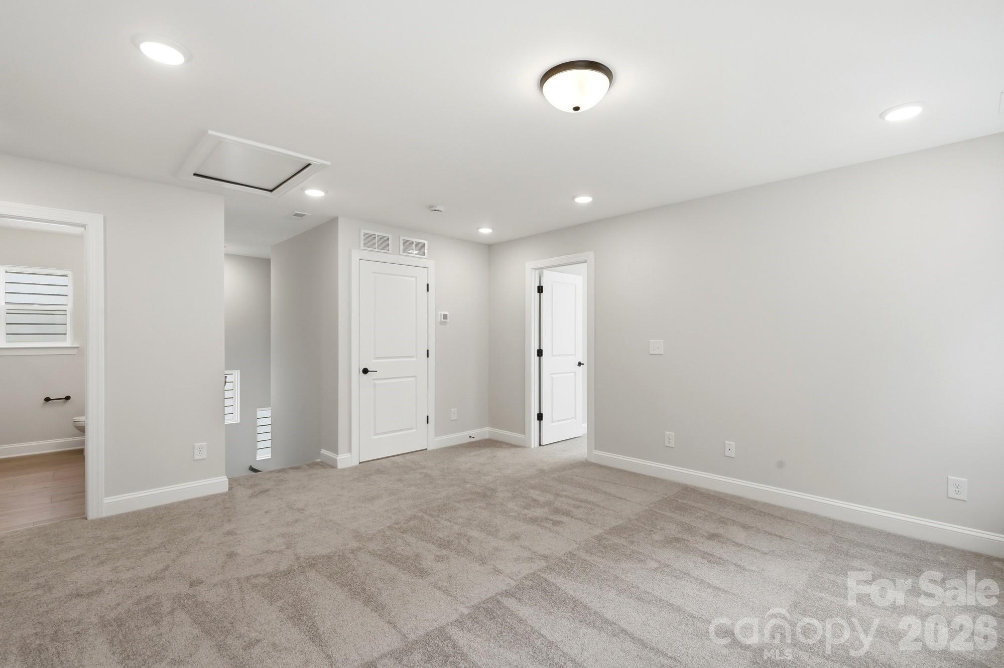 13115 Foxberry Road — Charlotte