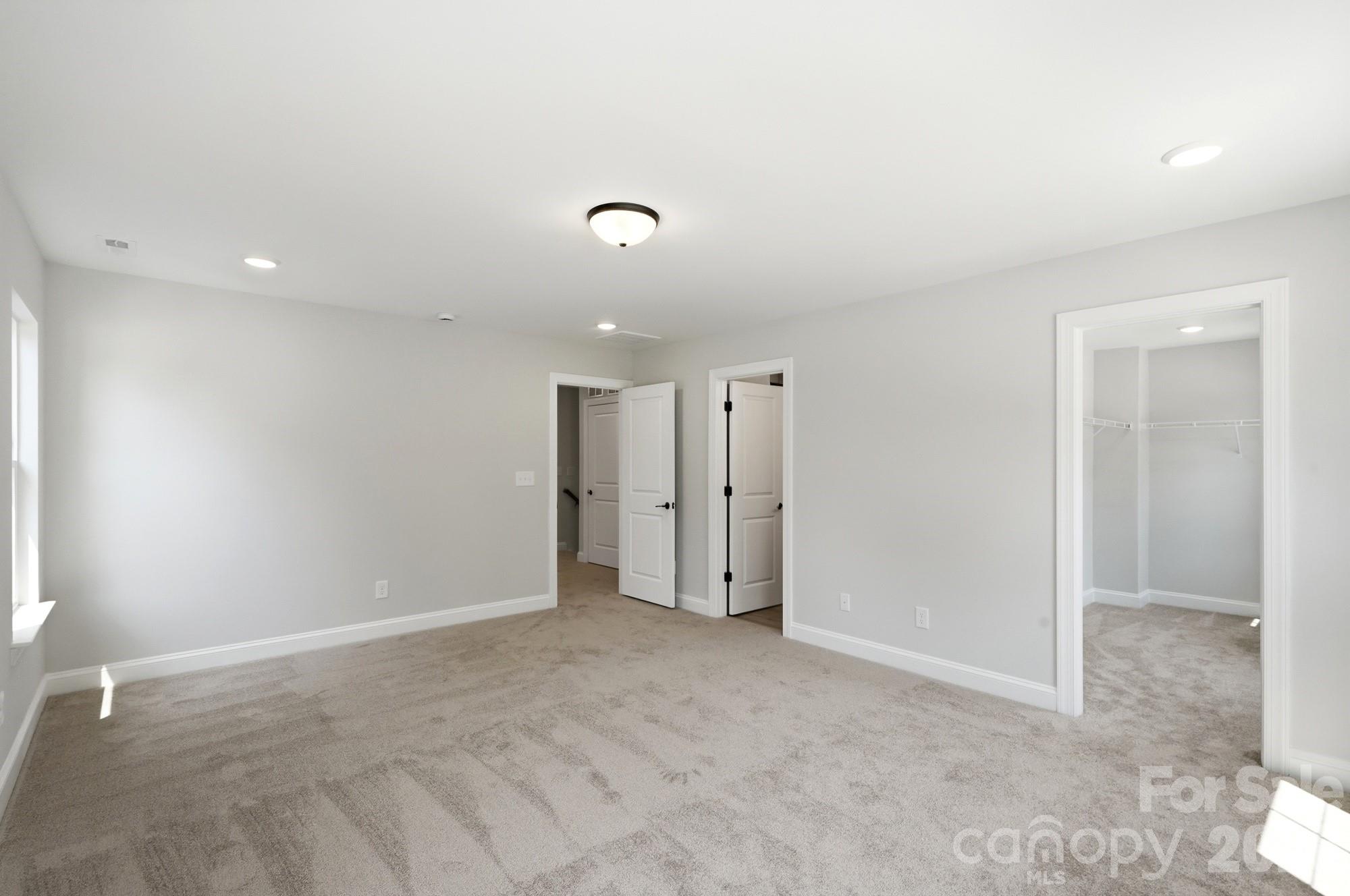 13115 Foxberry Road — Charlotte