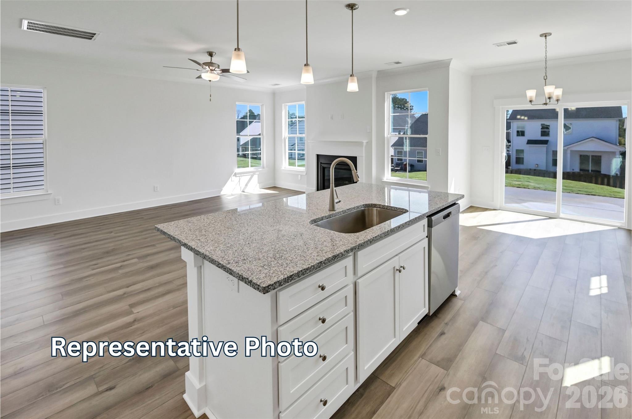 13115 Foxberry Road — Charlotte