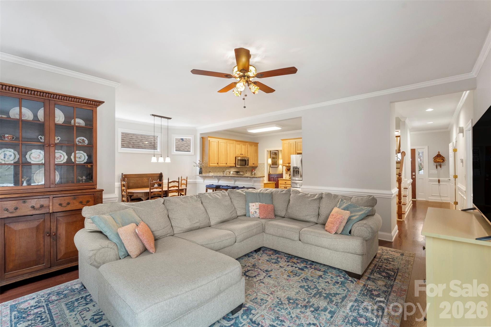 5637 Nolen Avenue NW — Concord