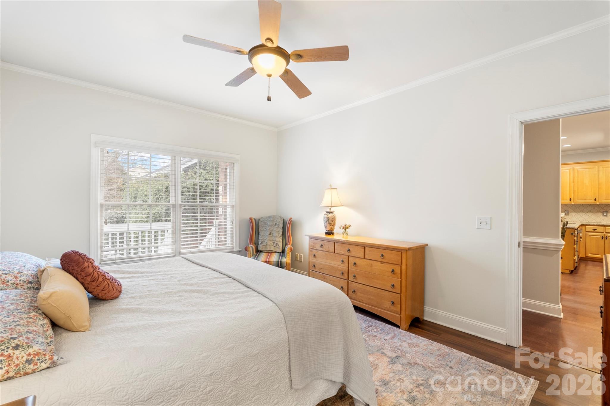 5637 Nolen Avenue NW — Concord