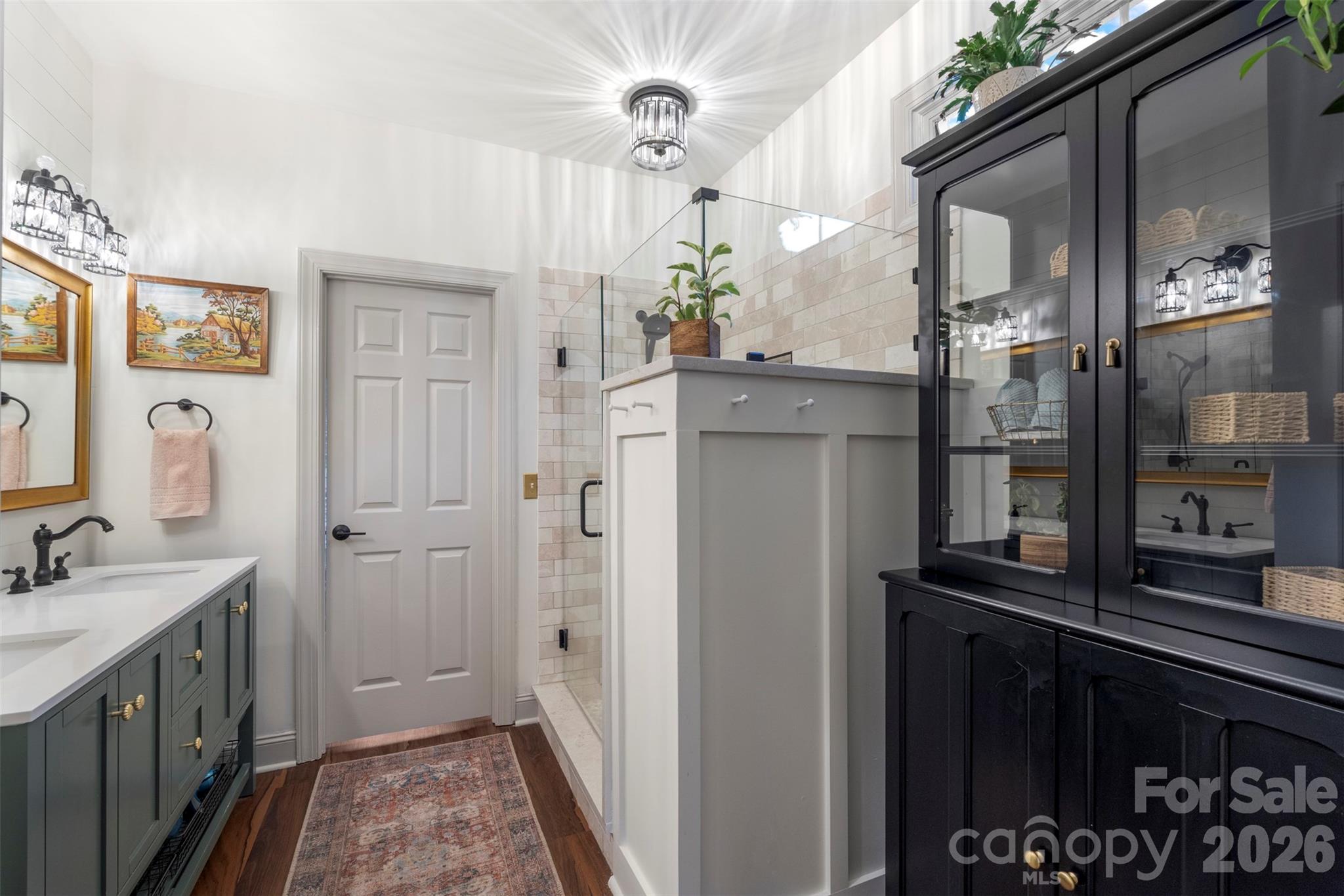 5637 Nolen Avenue NW — Concord