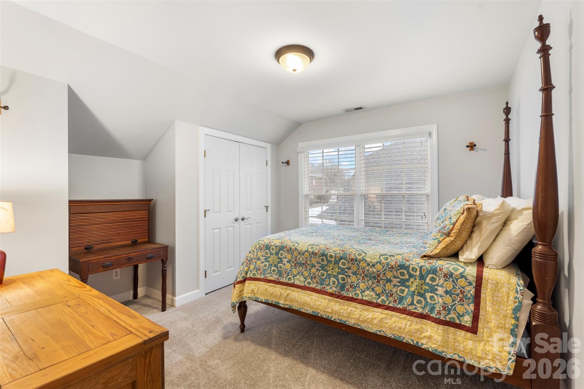 5637 Nolen Avenue NW — Concord