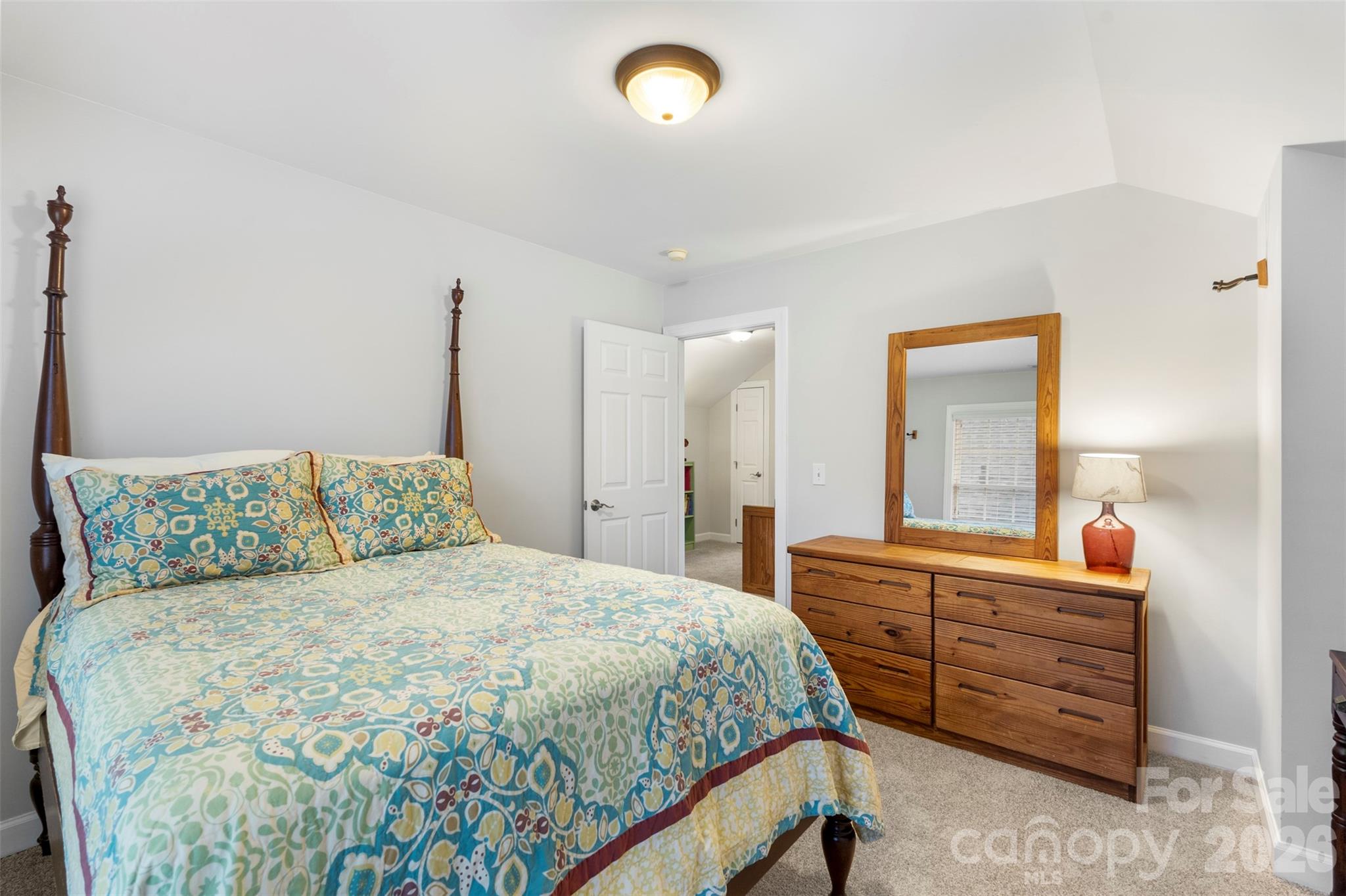 5637 Nolen Avenue NW — Concord
