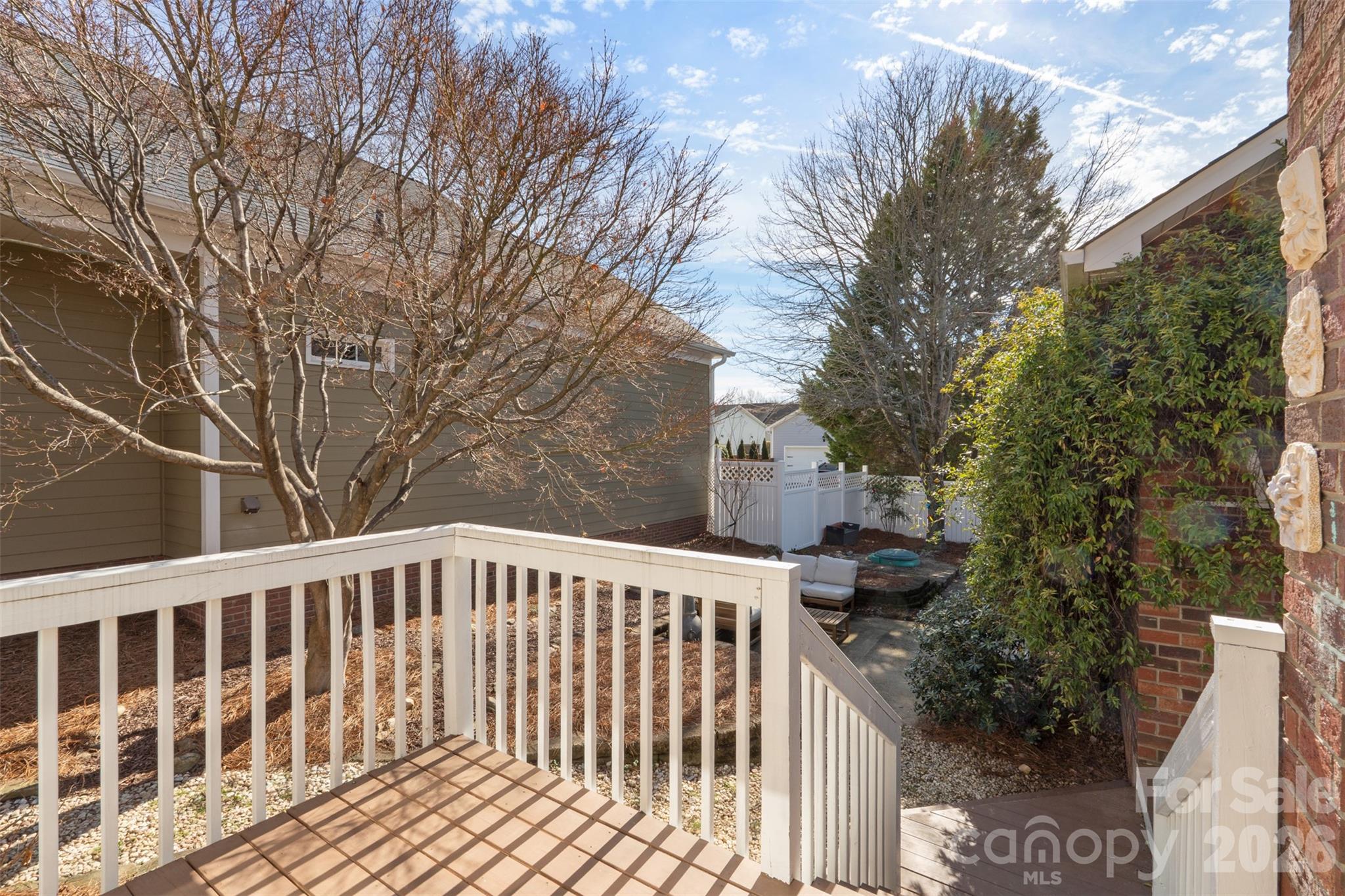 5637 Nolen Avenue NW — Concord