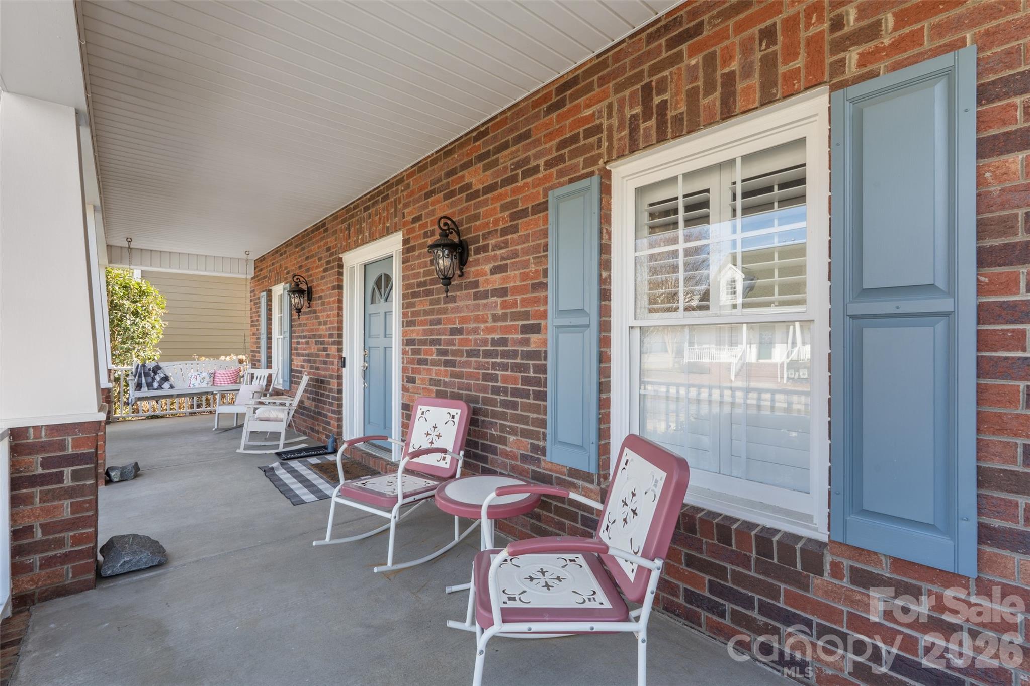 5637 Nolen Avenue NW — Concord