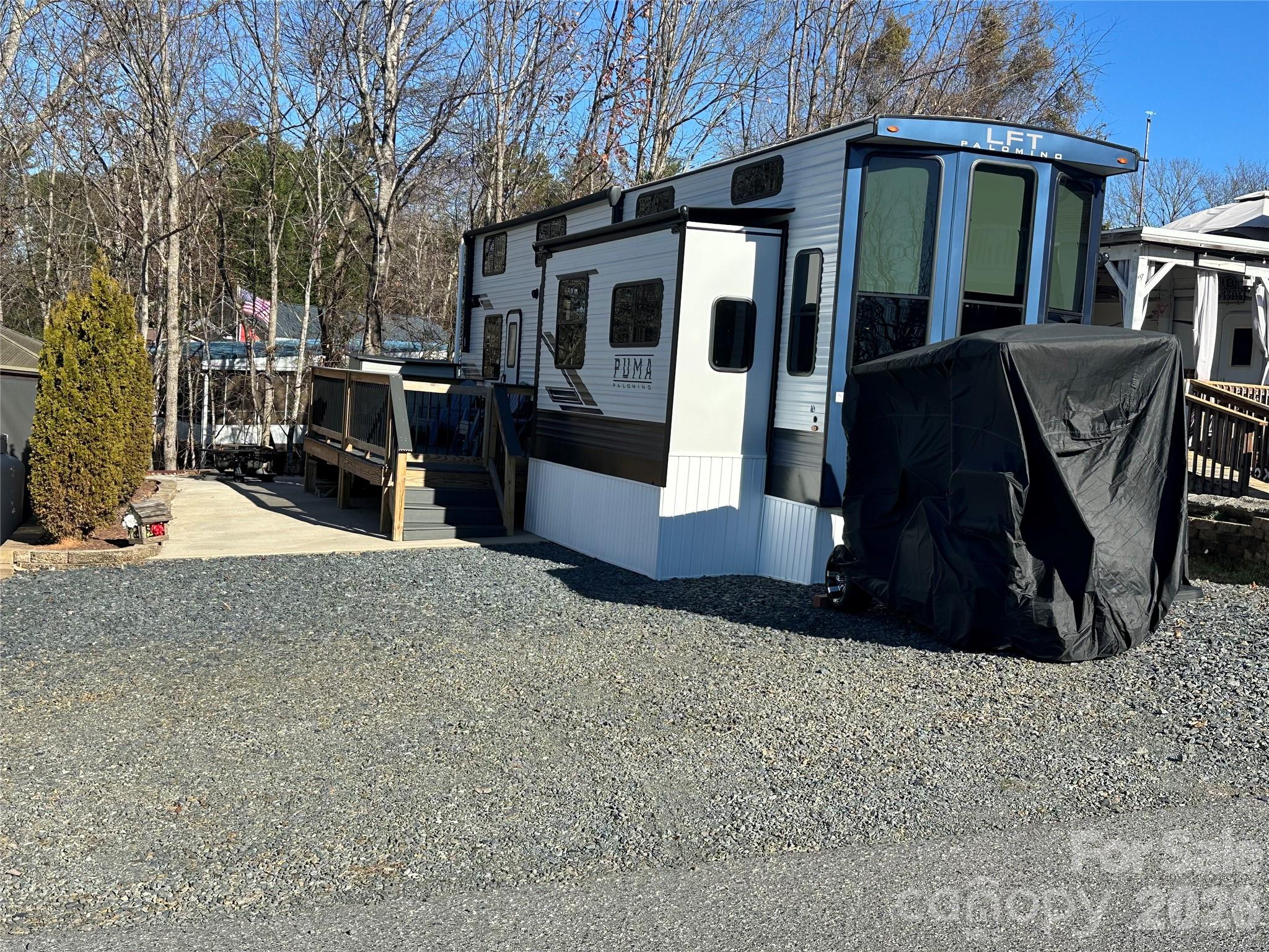 106 Eagle Drive — New London