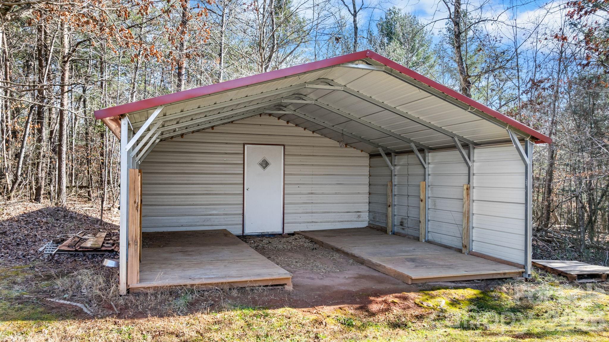 2533 Lail Road — Morganton