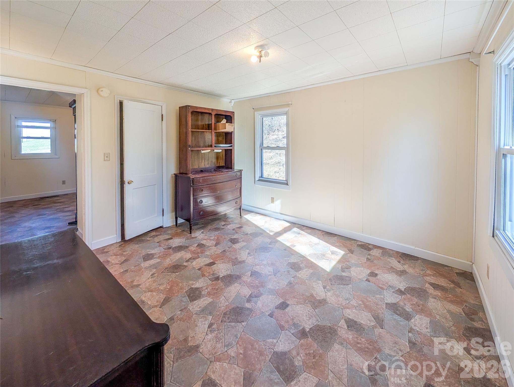 97 Tom Sparks Road — Spruce Pine