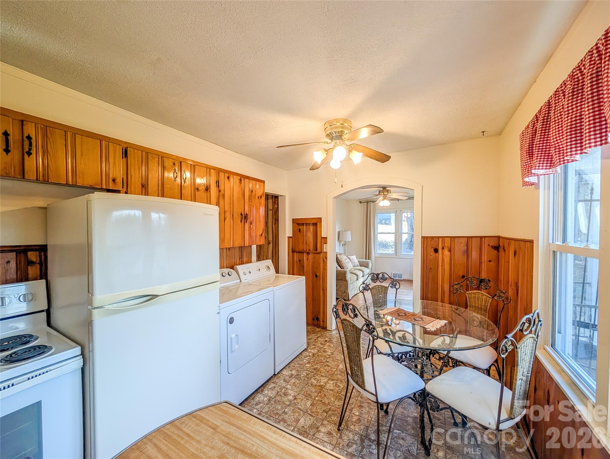 97 Tom Sparks Road — Spruce Pine