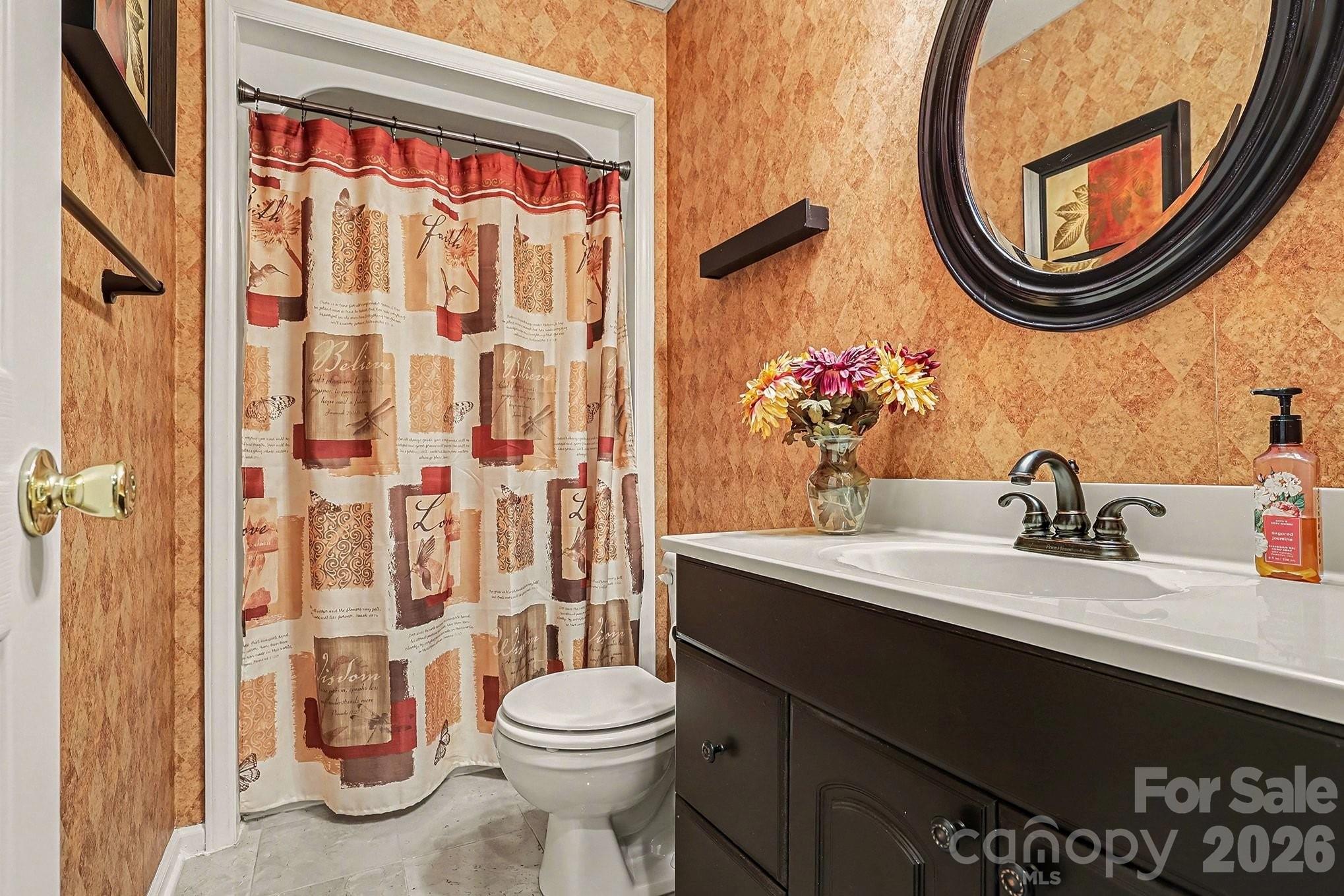 103 Oriole Road — New London