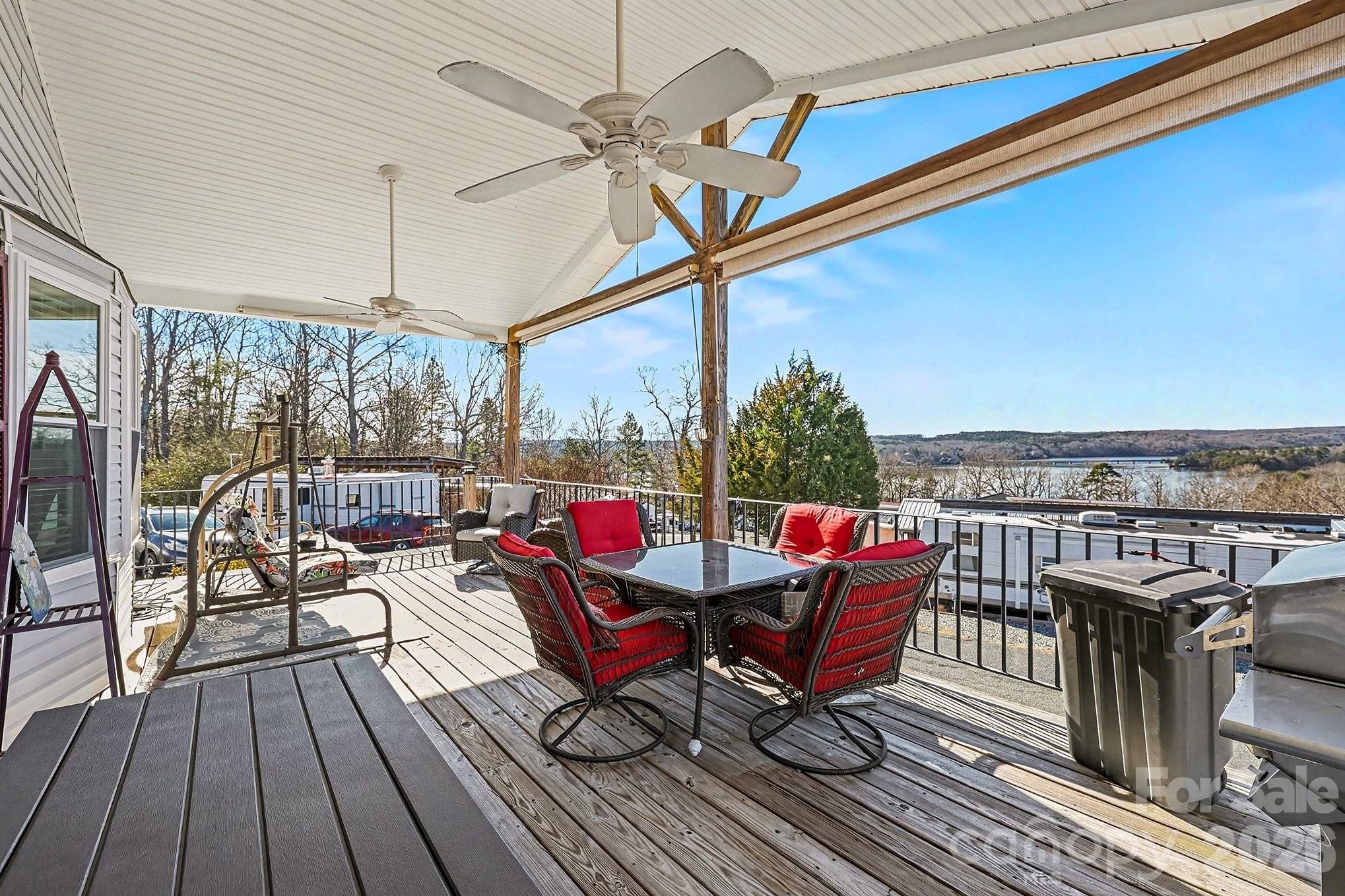 103 Oriole Road — New London